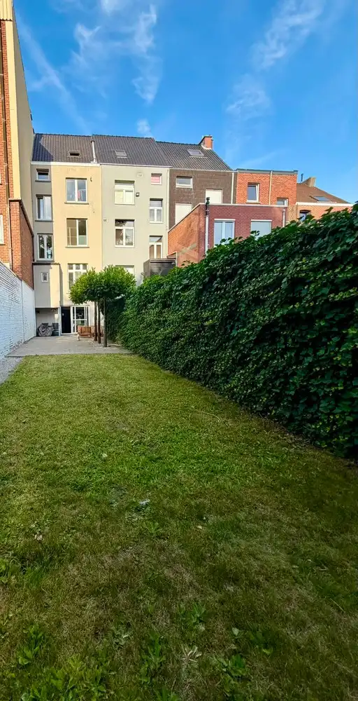 Karaktervolle, instapklare herenwoning met 4 slaapkamers, 2 badkamers en gezellige stadstuin foto 6