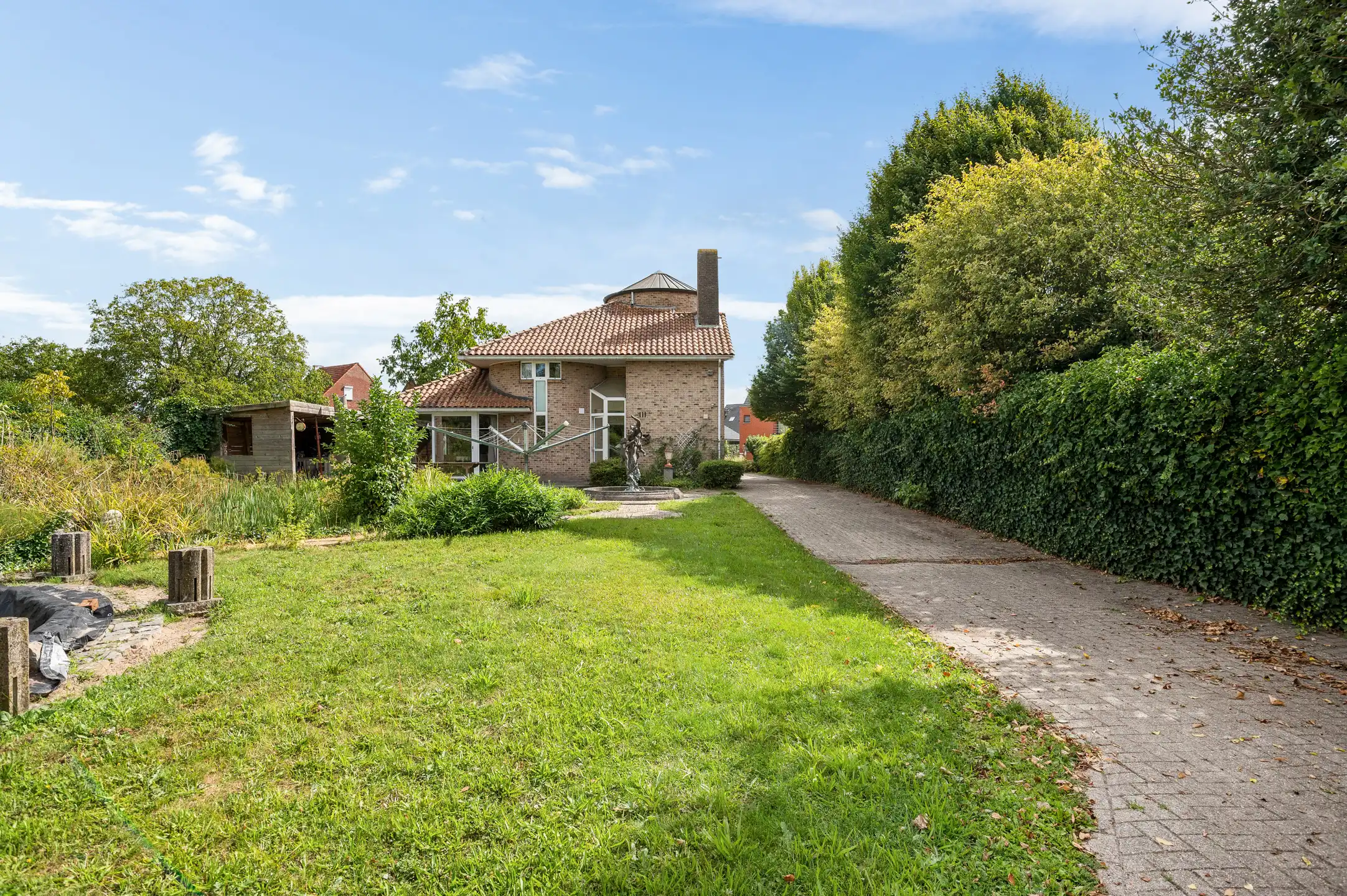 Gezinswoning met kantoor en prachtige tuin te Vosselaar.  foto 15