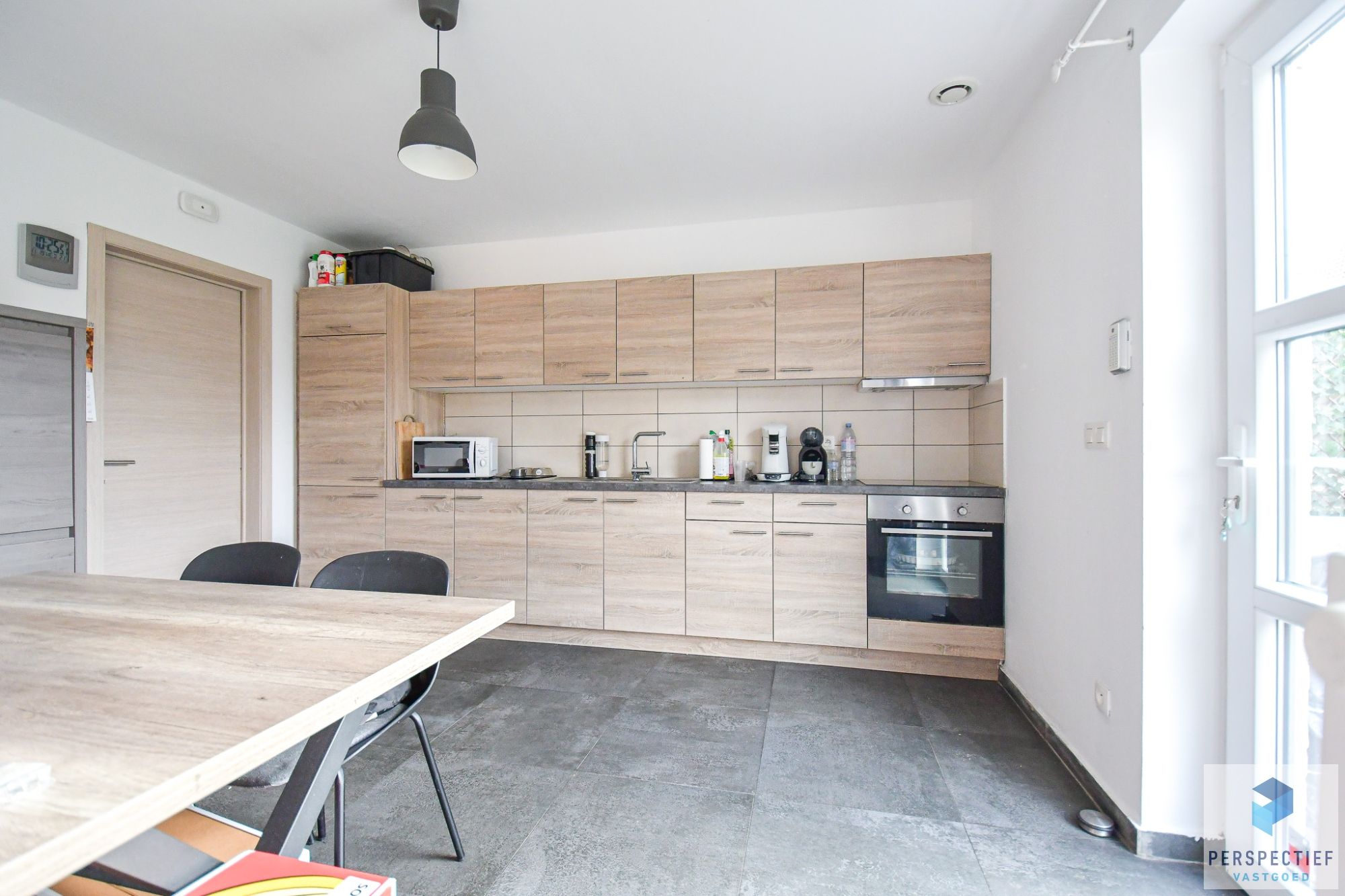 BEZOEKMOMENT WOENSDAG 26/11 VAN 16U30 TOT 18U |  Half vrijstaande woning met 3 SLPKS, TUIN & CARPORT foto 6