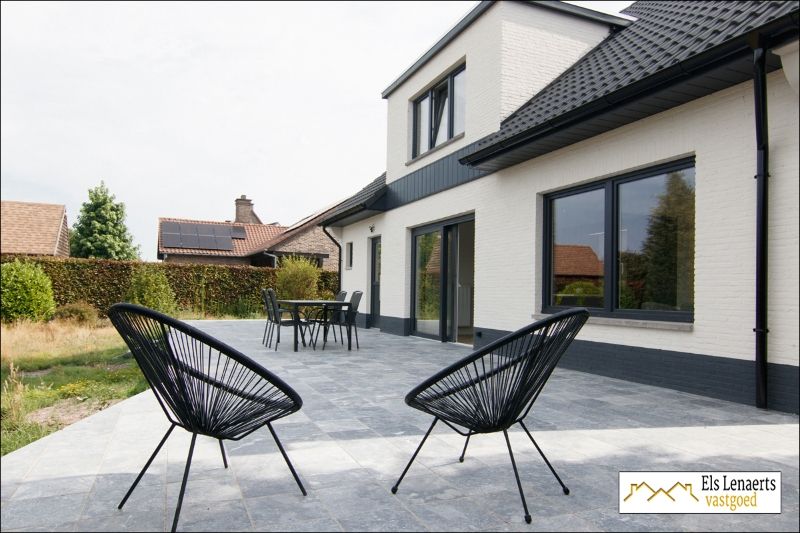 Prachtig gerenoveerde woning op topligging! foto 35