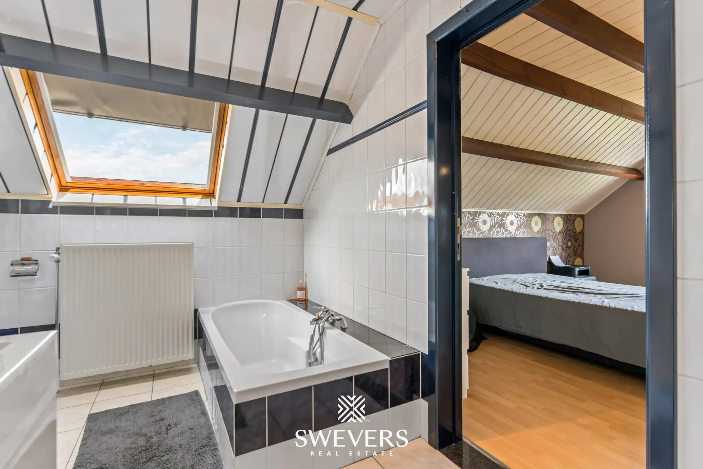 Instapklare woning met veel ruimte, 4 slaapkamers en zonnige tuin foto 27