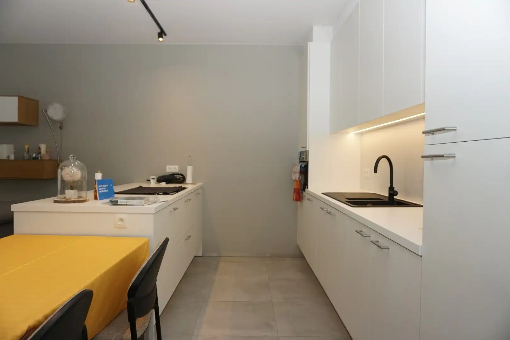 NIEUWBOUWAPPARTEMENT MET 2 SLAAPKAMERS EN TERRAS IN CENTRUM OOSTENDE foto 6