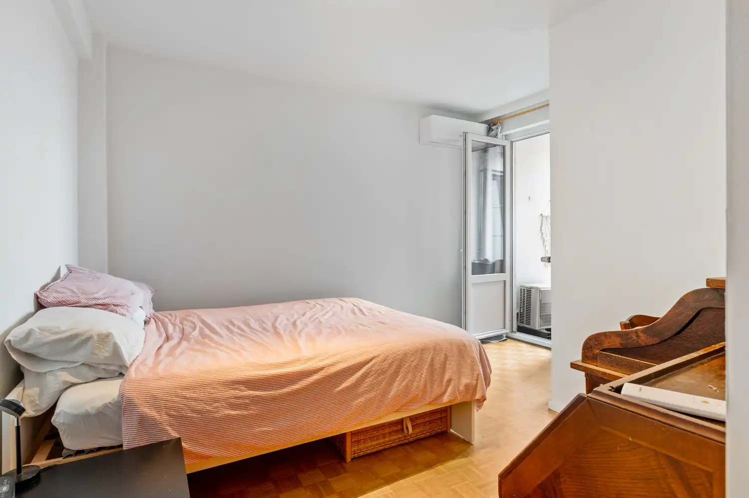 Ruim appartement met 3 slaapkamers en panoramisch parkzicht te Berchem foto 14