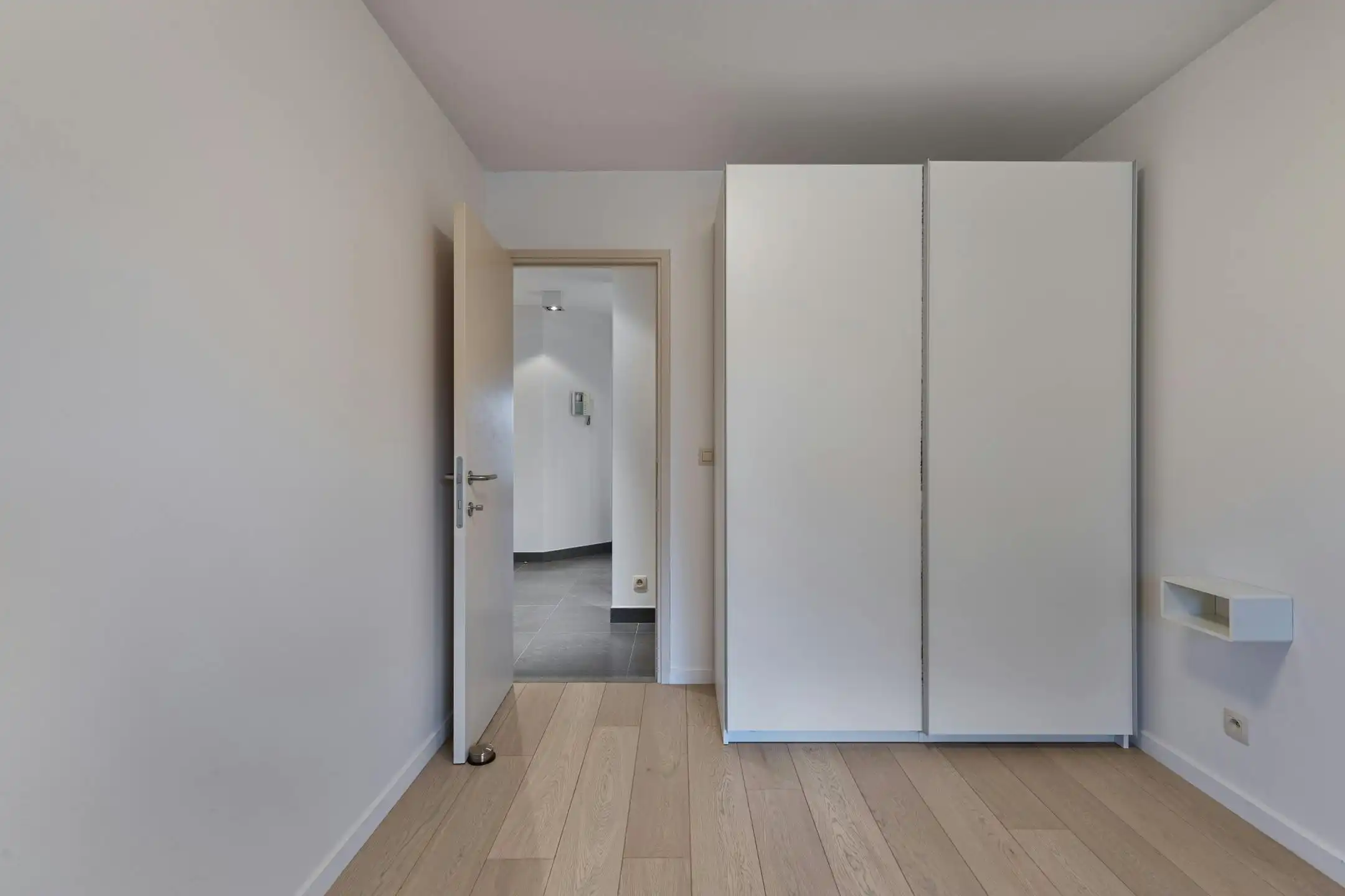 Hoekappartement met 2 slaapkamers en garage in Sint-Idesbald foto 22