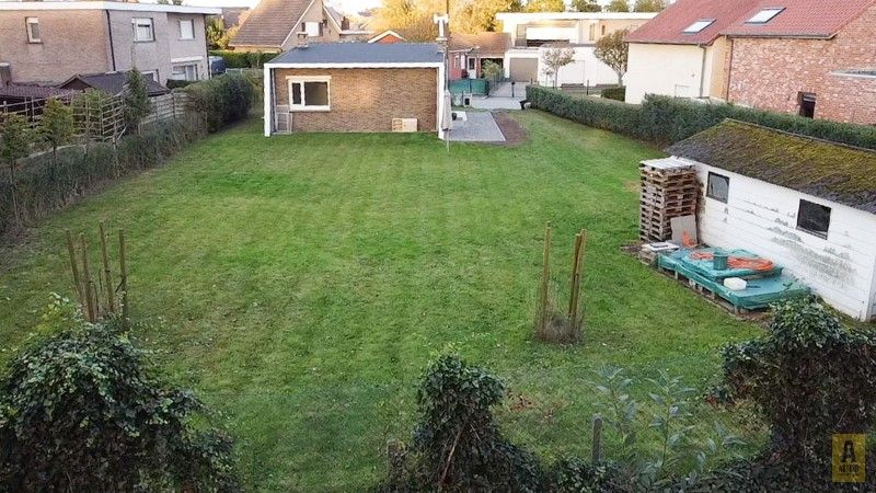 Prachtig gerenoveerde woning met grote zonnige tuin! foto 3