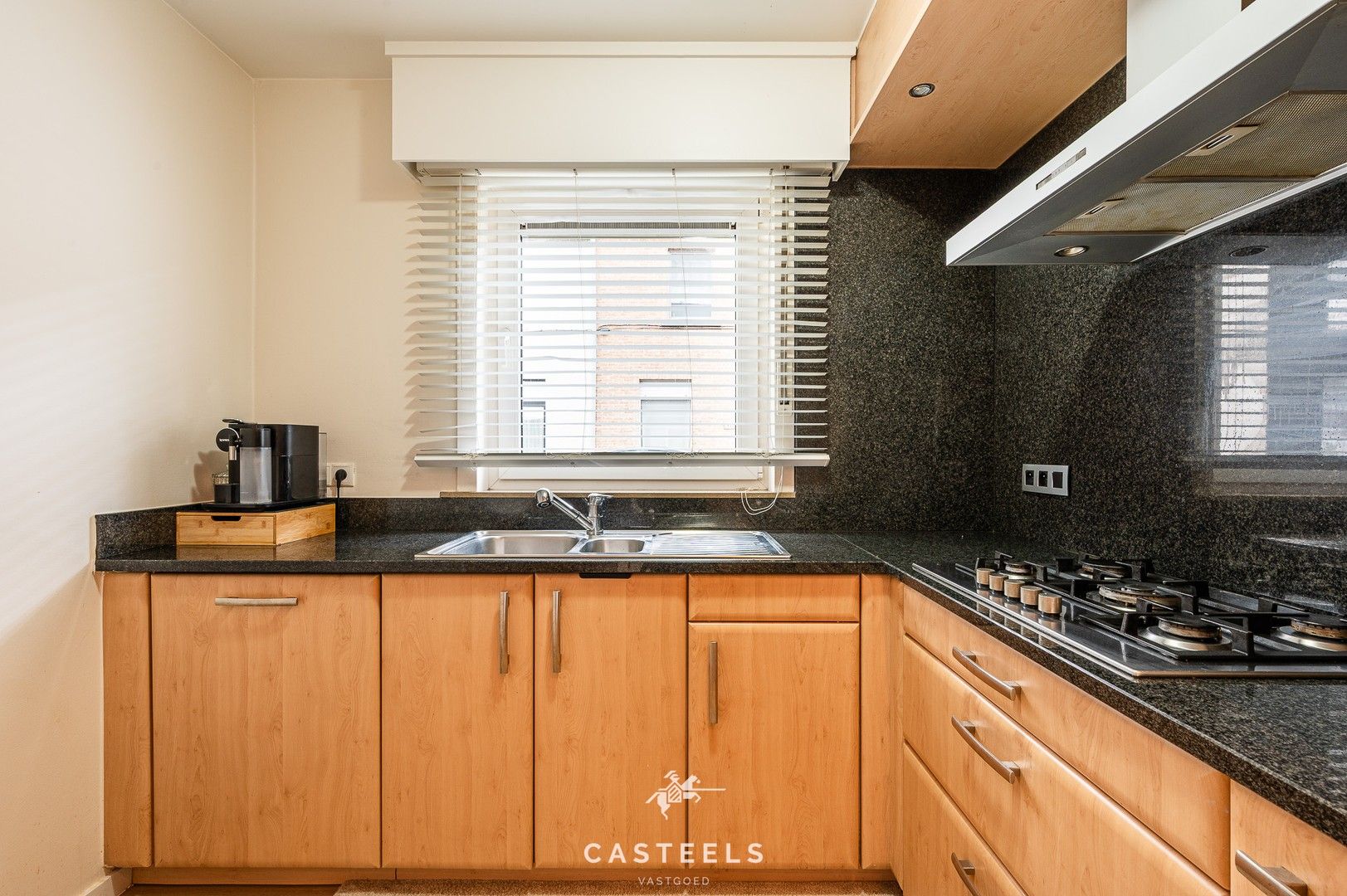 Instapklare HOB met EPC B, 4 slpks, tuin en garage foto 5