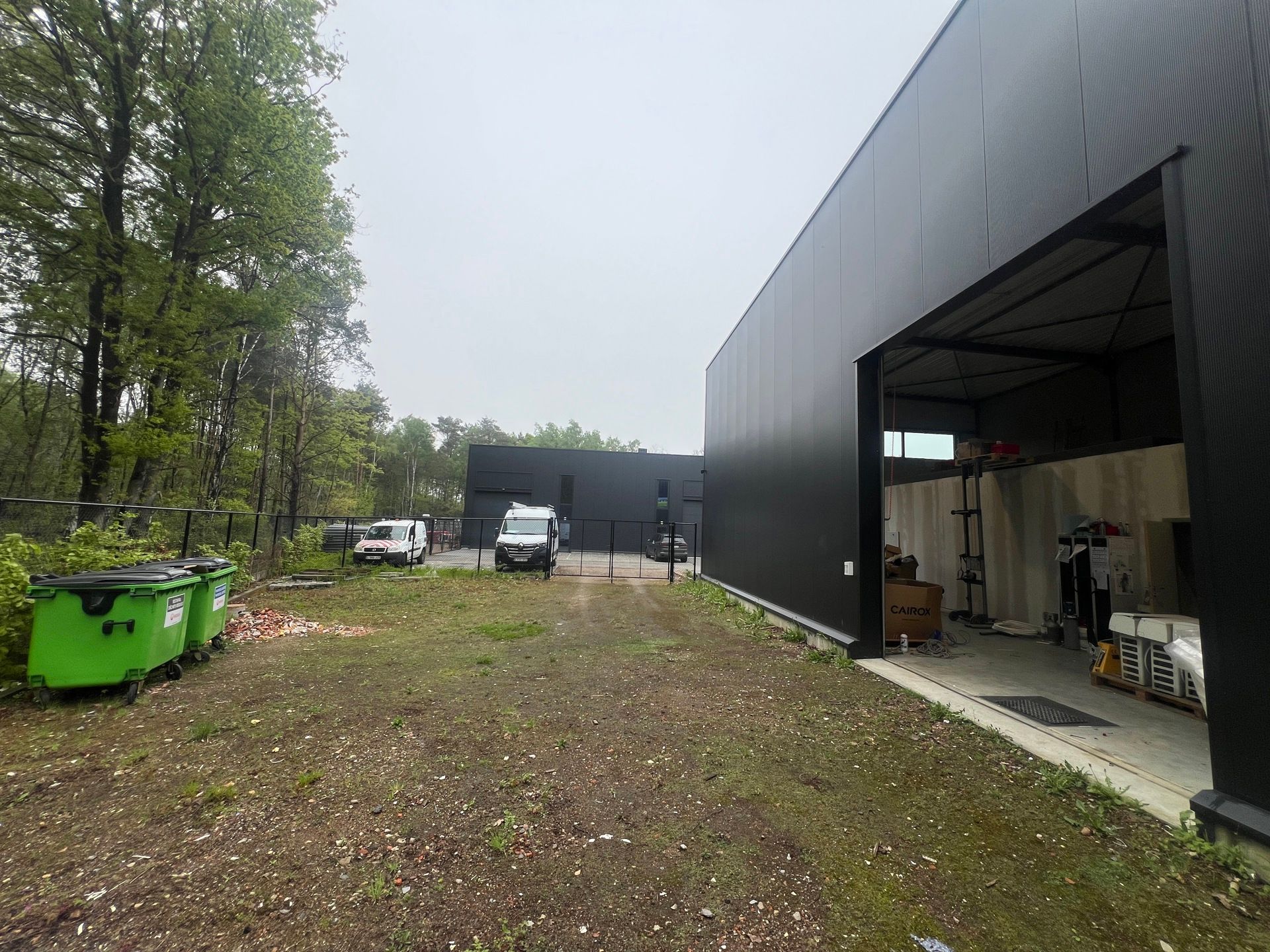 Nieuwbouw kmo-unit (220m²) met buitenterrein foto 5