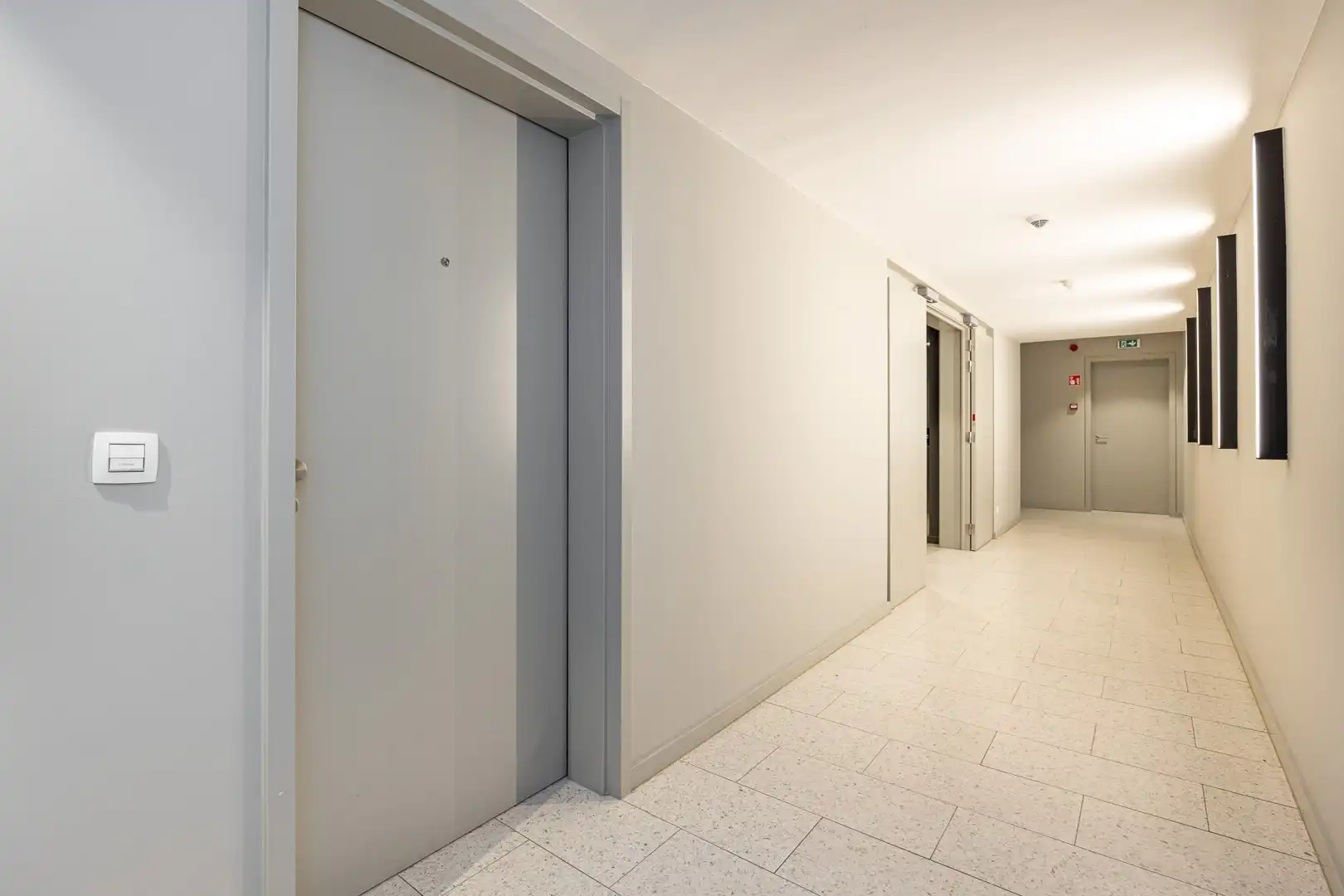 APPARTEMENT MET TERRAS foto 12