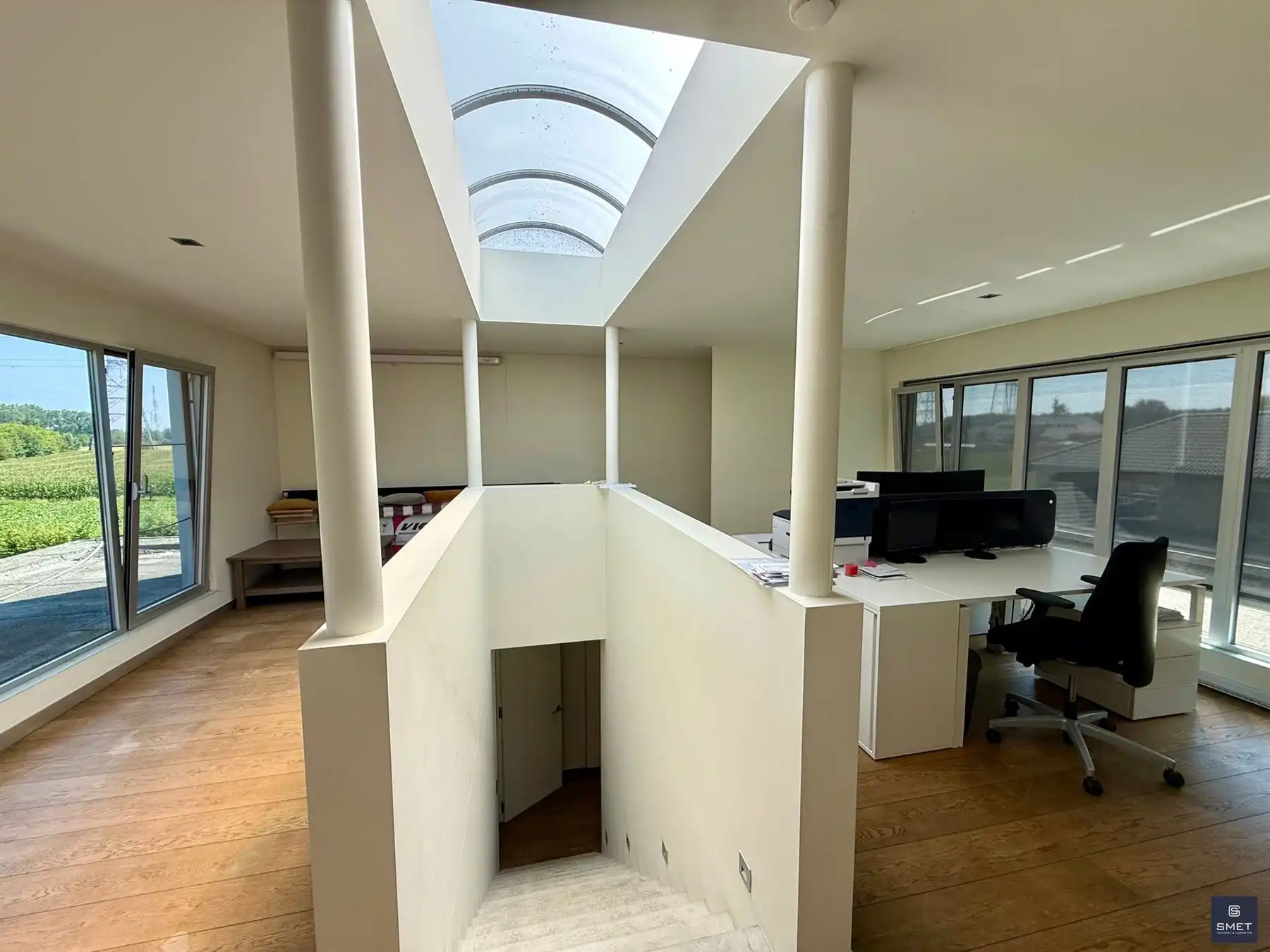 RUSTIG GELEGEN PRACHTIGE WONING  MET TOPAFWERKING  foto 22