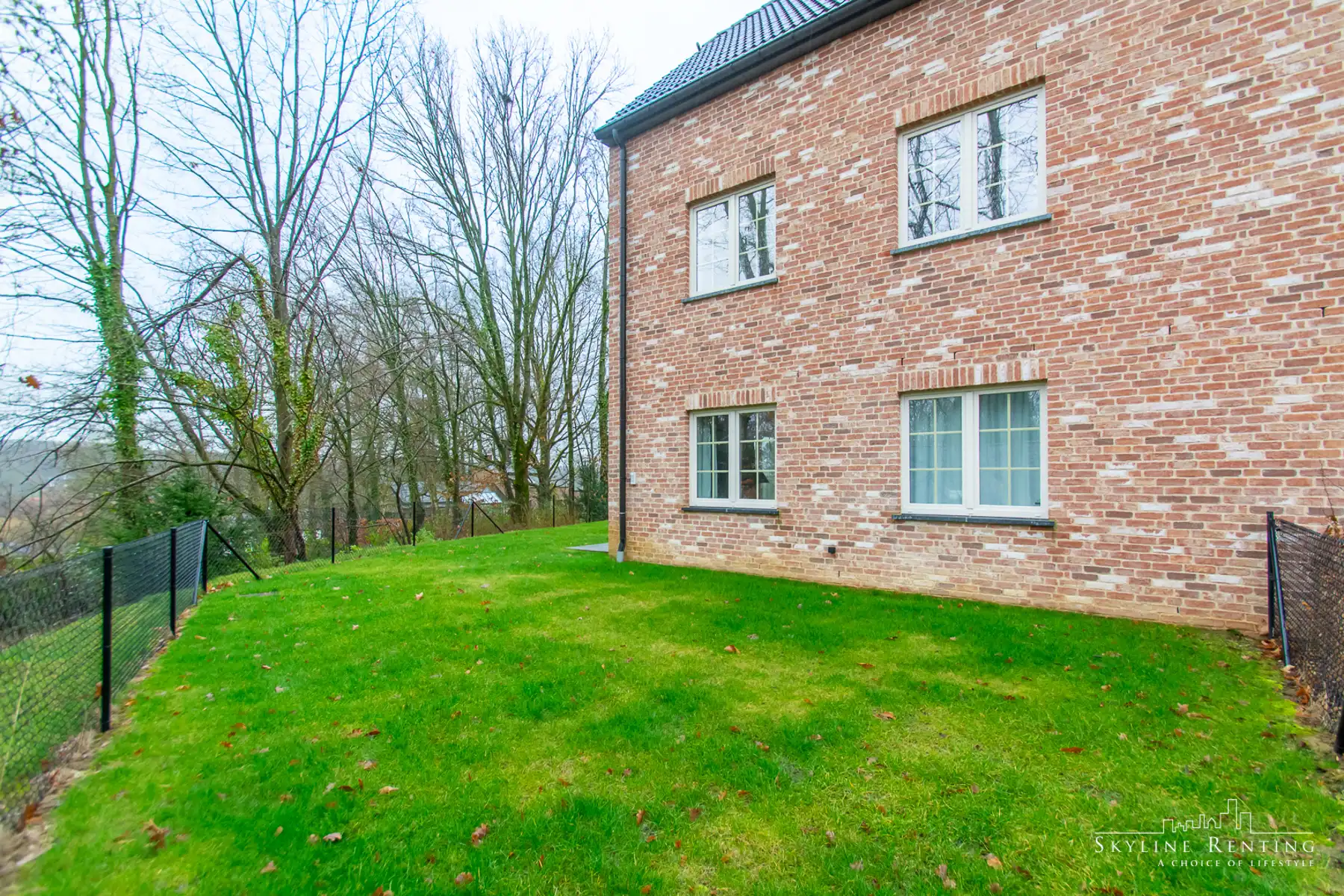 Nieuw 2slpk app. bemeubeld in privé-domein + prachtige tuin foto 10