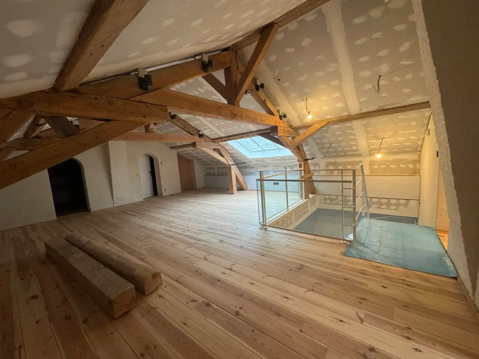 Karaktervol kantoor te huur in hartje Diest foto 4