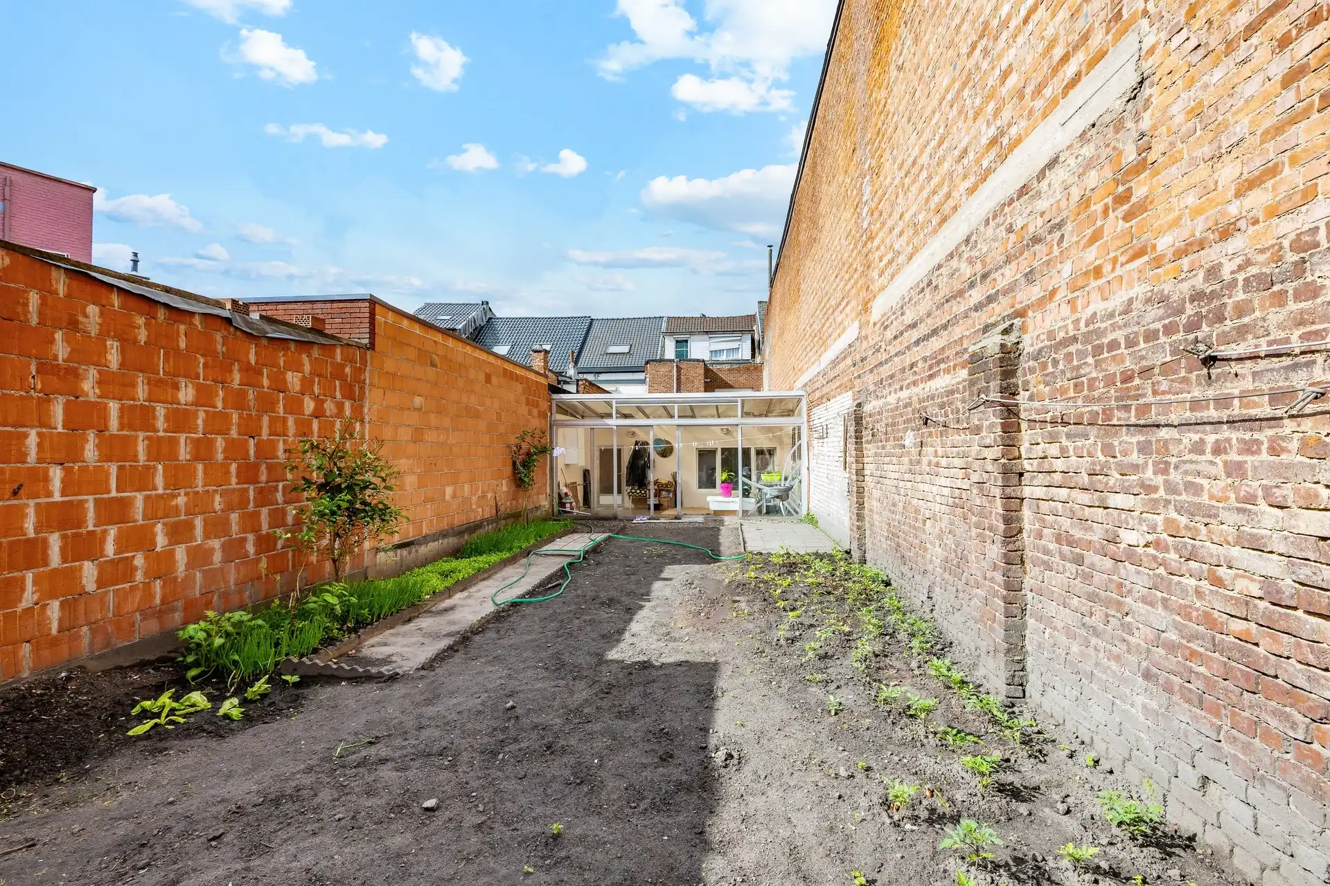 Ruime stadswoning met 3 slaapkamers, 2 keukens, 2 badkamers en ruime stadstuin foto 17