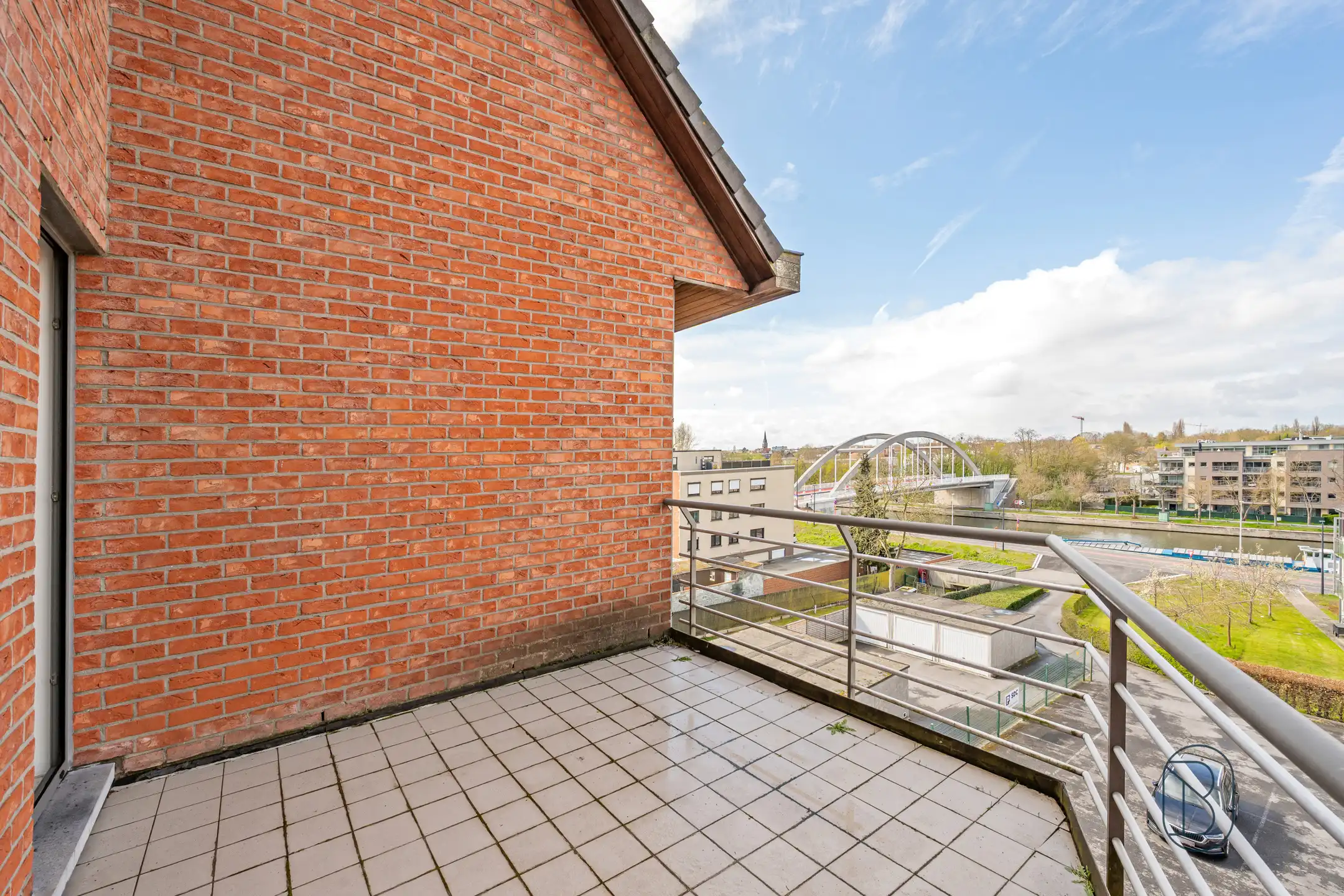 Appartement met ruim terras met zicht op de leie en garage foto 10