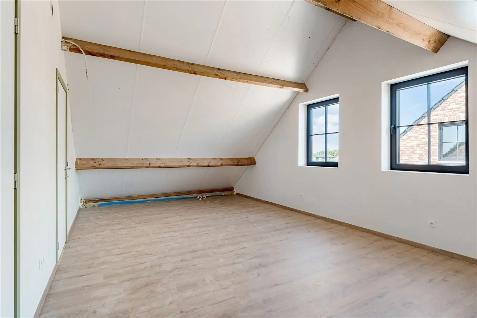 Afgewerkte BEN-woning op zeer rustige locatie te Molenbeersel foto 17