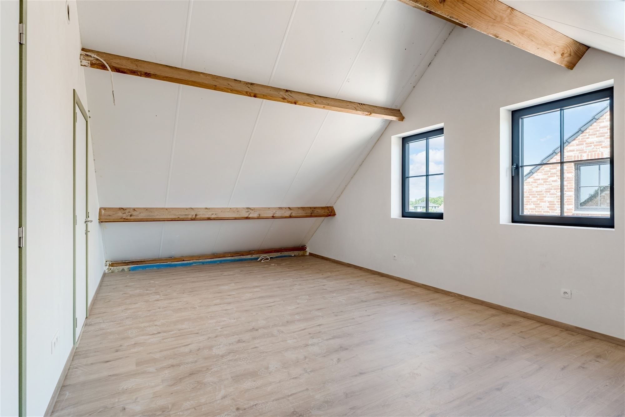 Afgewerkte BEN-woning op zeer rustige locatie te Molenbeersel foto 17