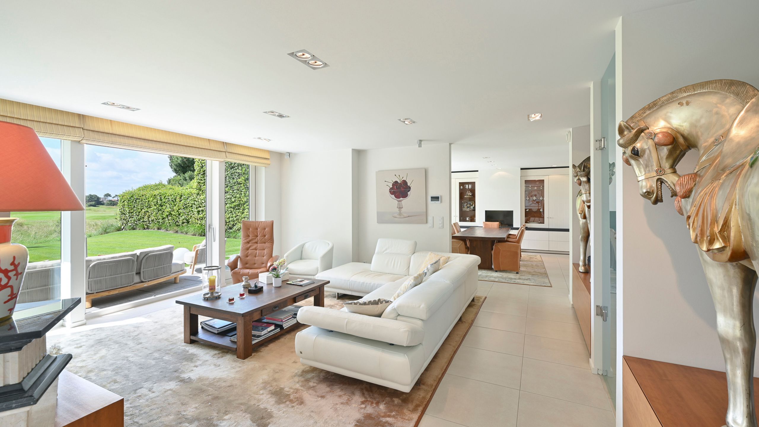 VILLA met panoramisch zicht en unieke ligging aan de golf... foto 14