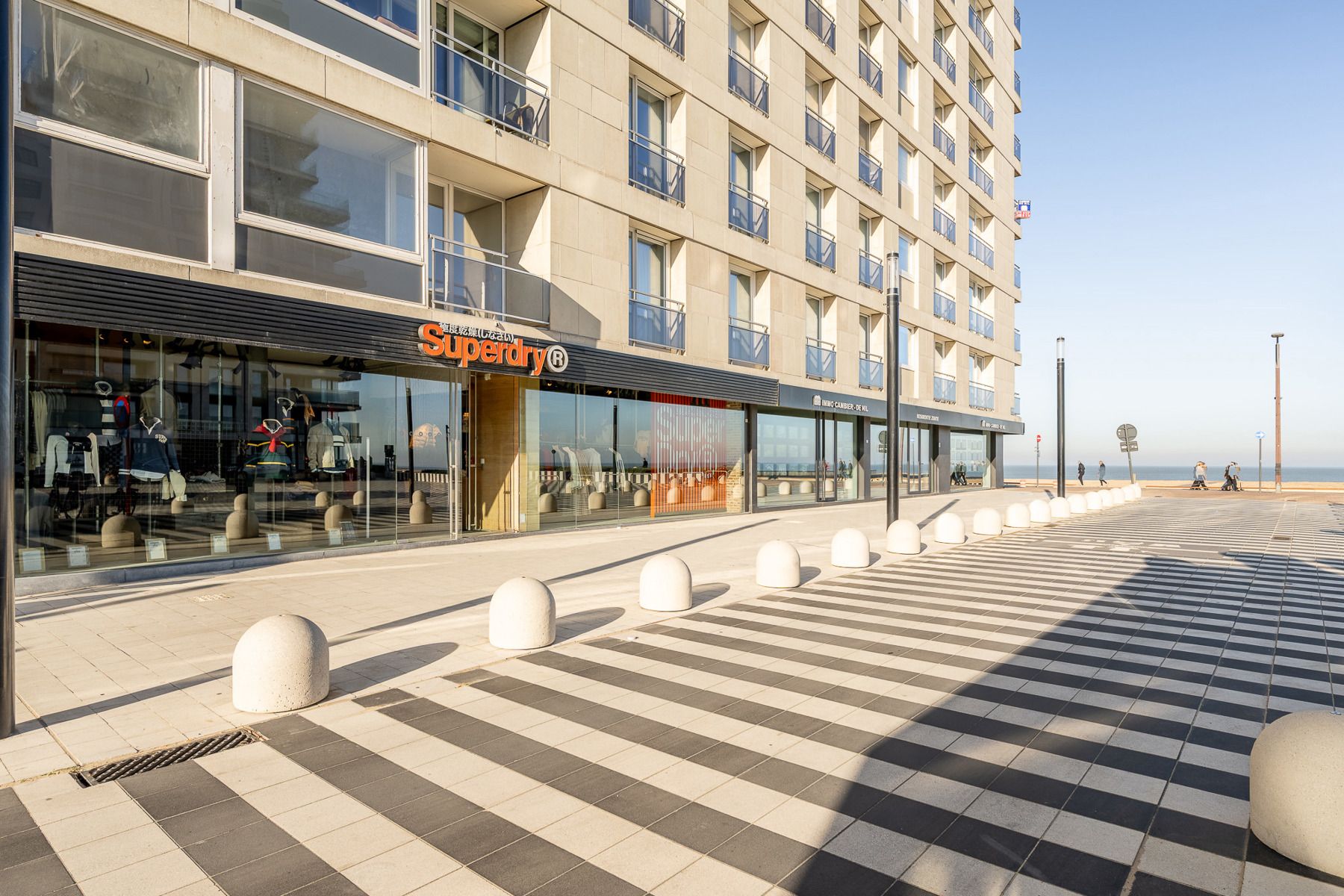 Handelspand te huur op toplocatie Albertplein vlakbij de Zeedijk foto {{pictureIndex}}