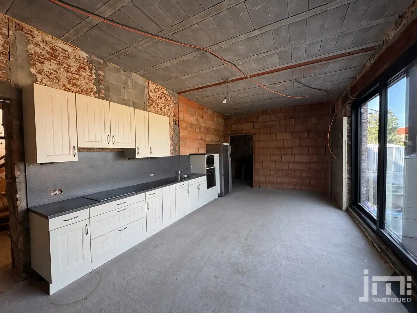 Verrassend ruime gezinswoning op 2.140 m² met 2 garages en tal van mogelijkheden foto 7