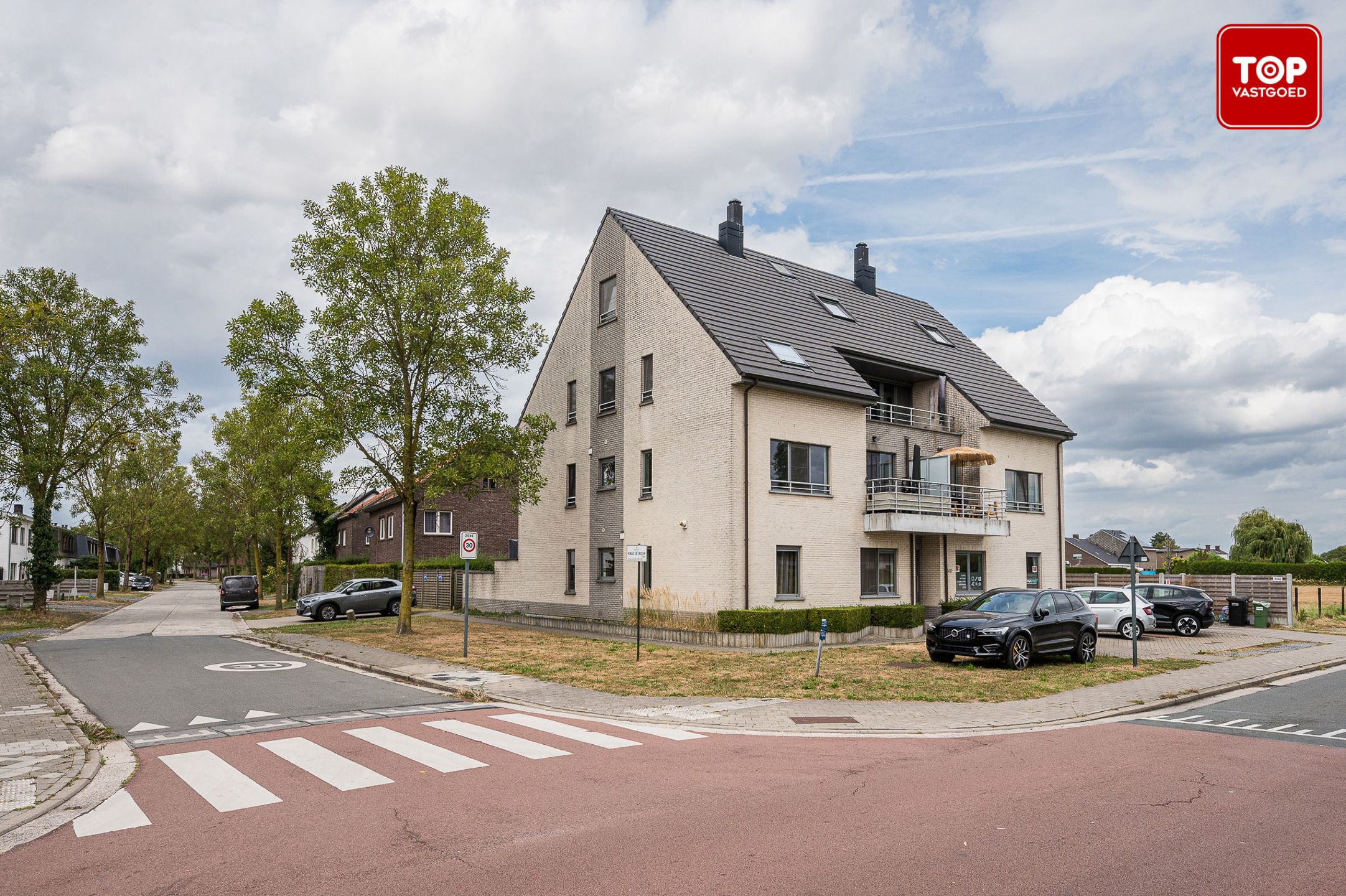 Uniek ruim appartement op een toplocatie in de Gentse rand foto 43