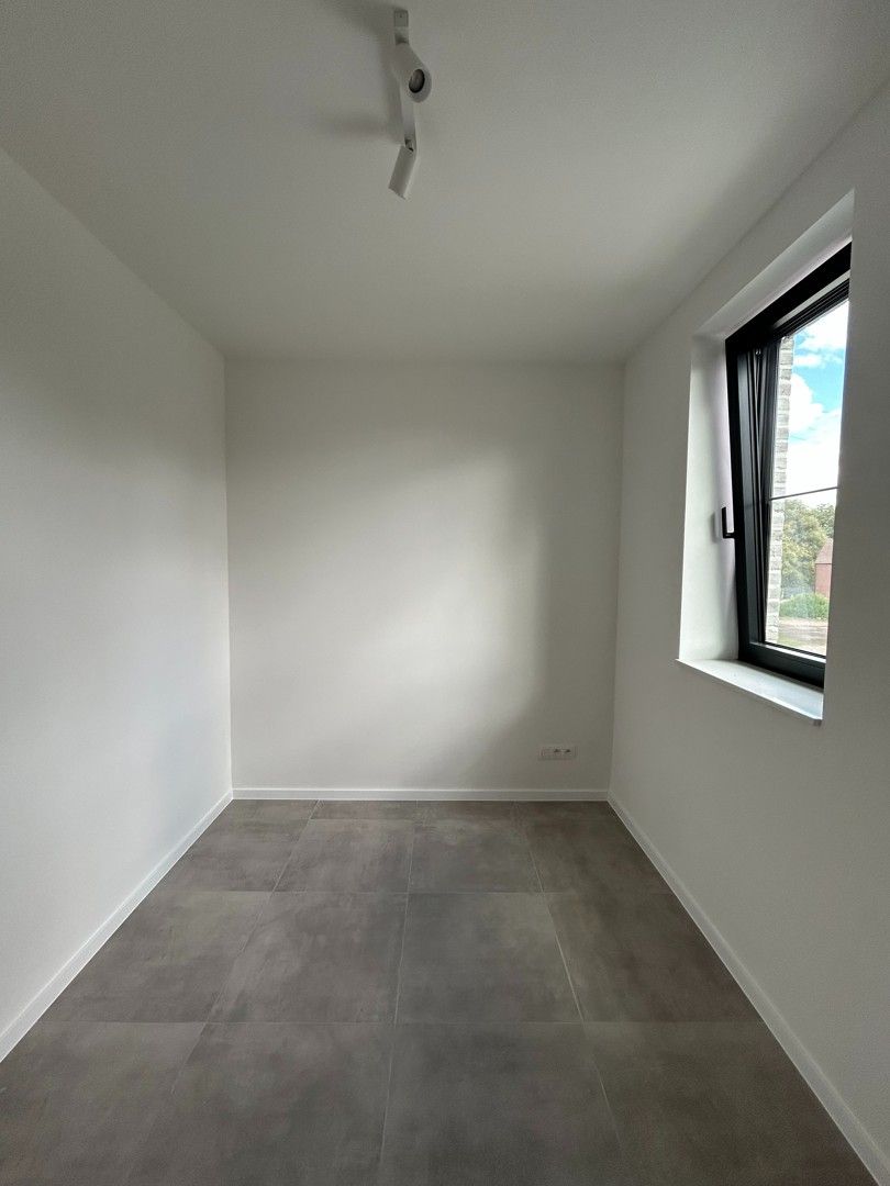Nieuwbouw appartement met 2 slaapkamers en terras op toplocatie in Lier foto 13