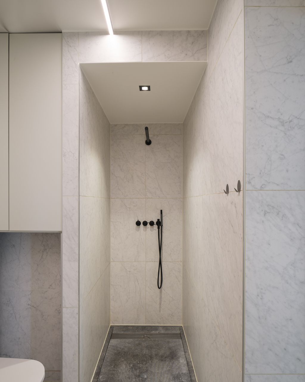 Luxueus en lichtrijk 2-slaapkamer appartement met ruim terras foto 14