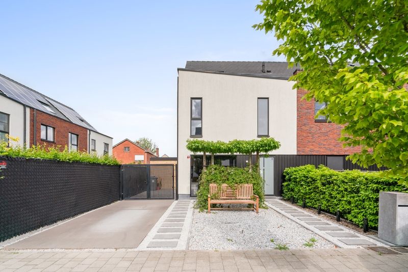 Half open bebouwing met 5 slaapkamers! Topligging! foto 23