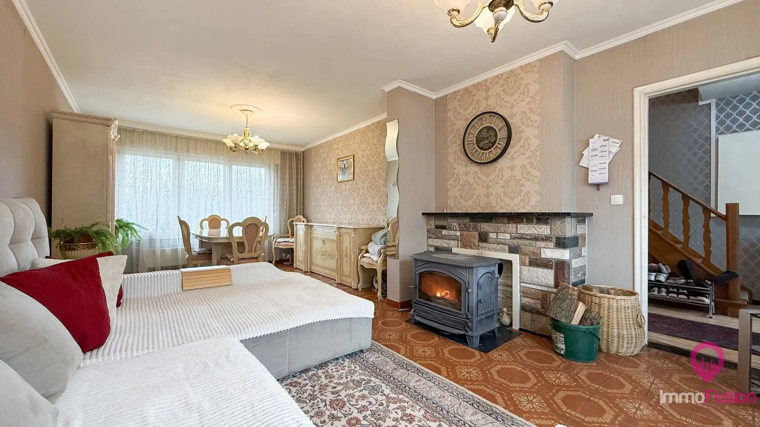 Instapklare woning met grote tuin dichtbij autostrade! foto 4