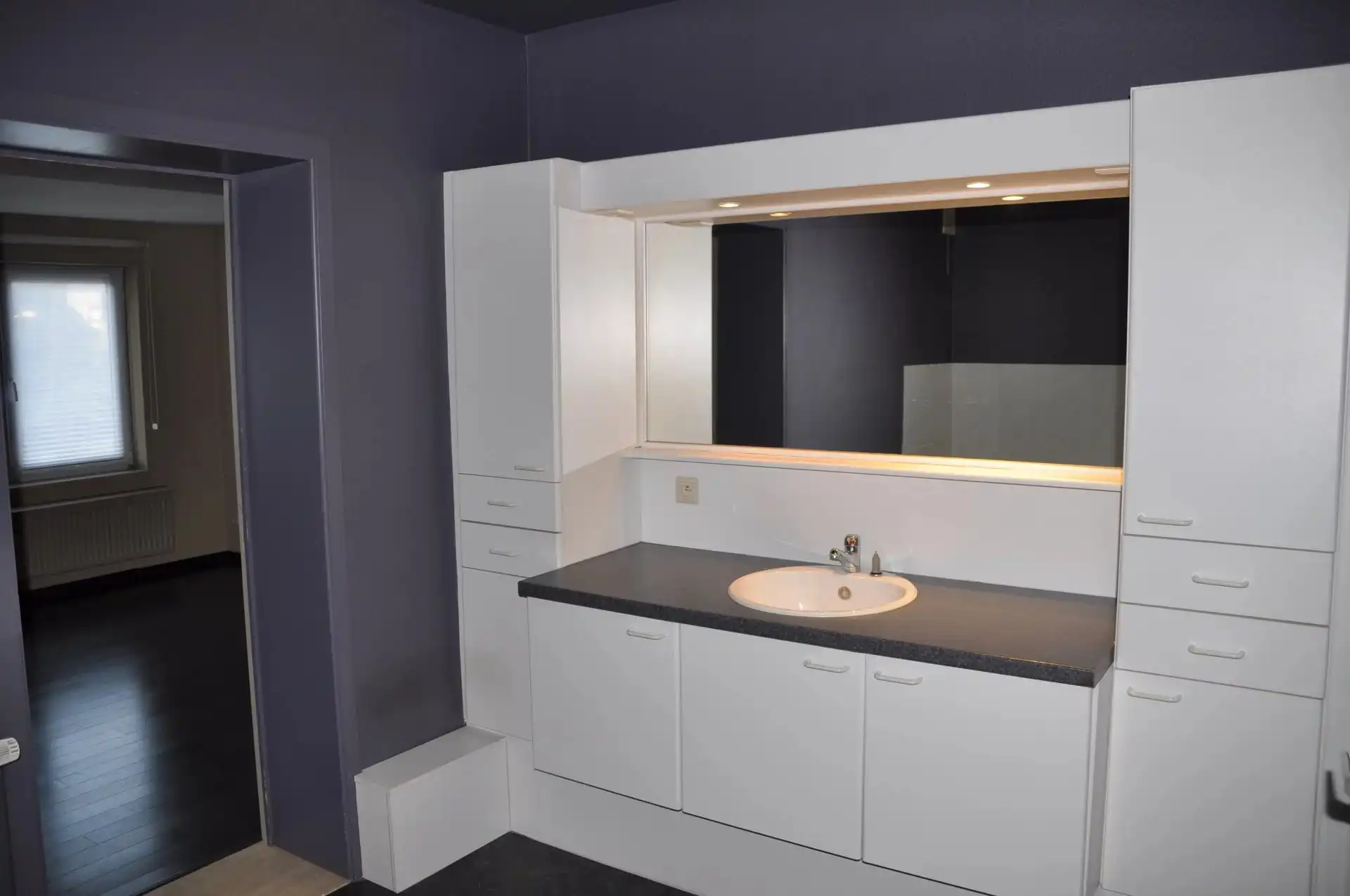 UNIEK HANDELSPAND VAN 110M² MET DUPLEXAPPARTEMENT MET 3 SLPK IN LANAKEN CENTRUM foto 24