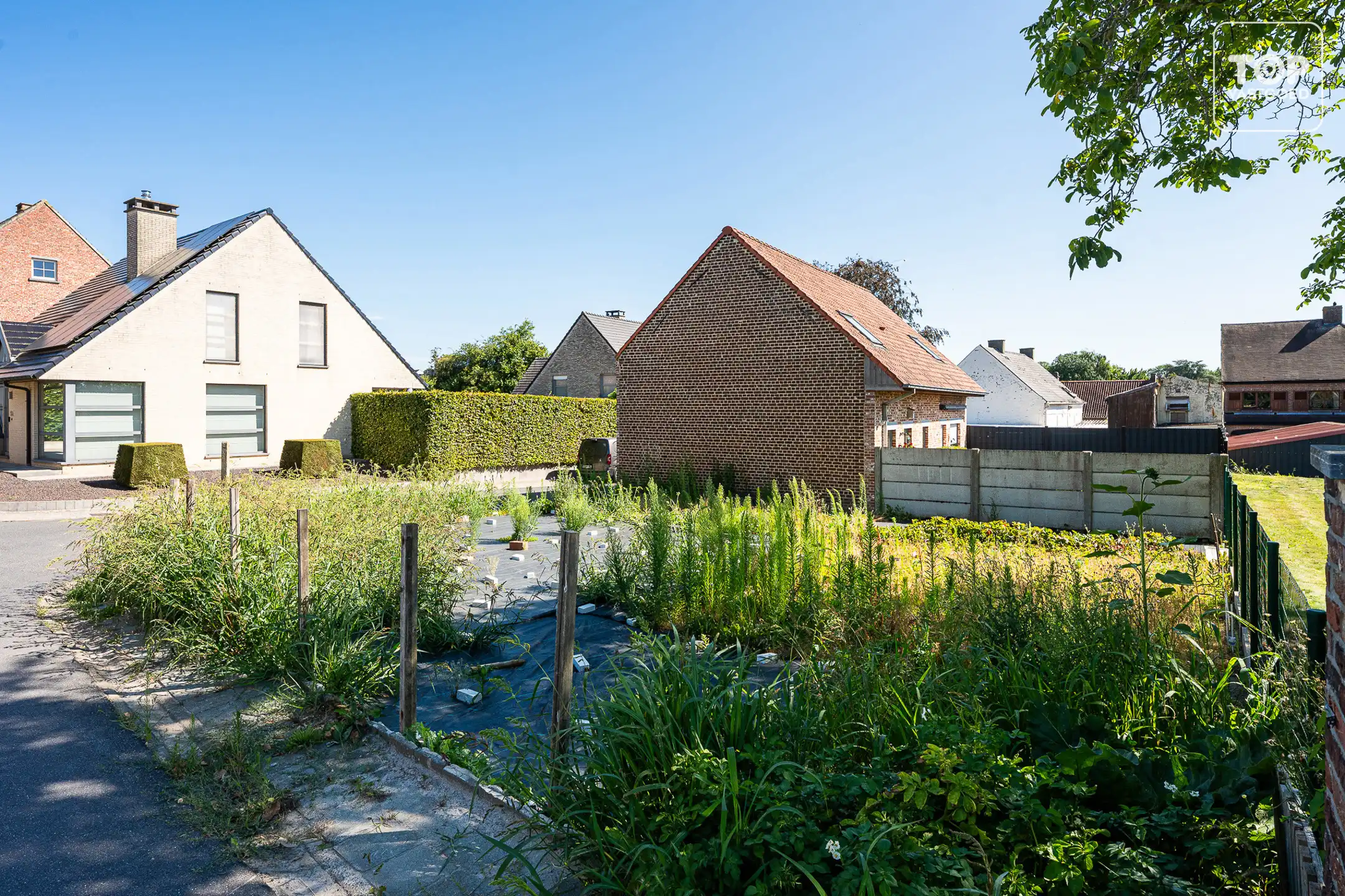 Bouwgrond voor half open bebouwing op toplocatie foto 4