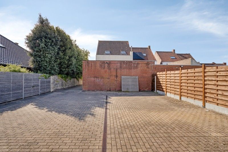 Ruime eigendom met tal van mogelijkheden TE KOOP nabij het centrum van DESSELGEM! foto 33