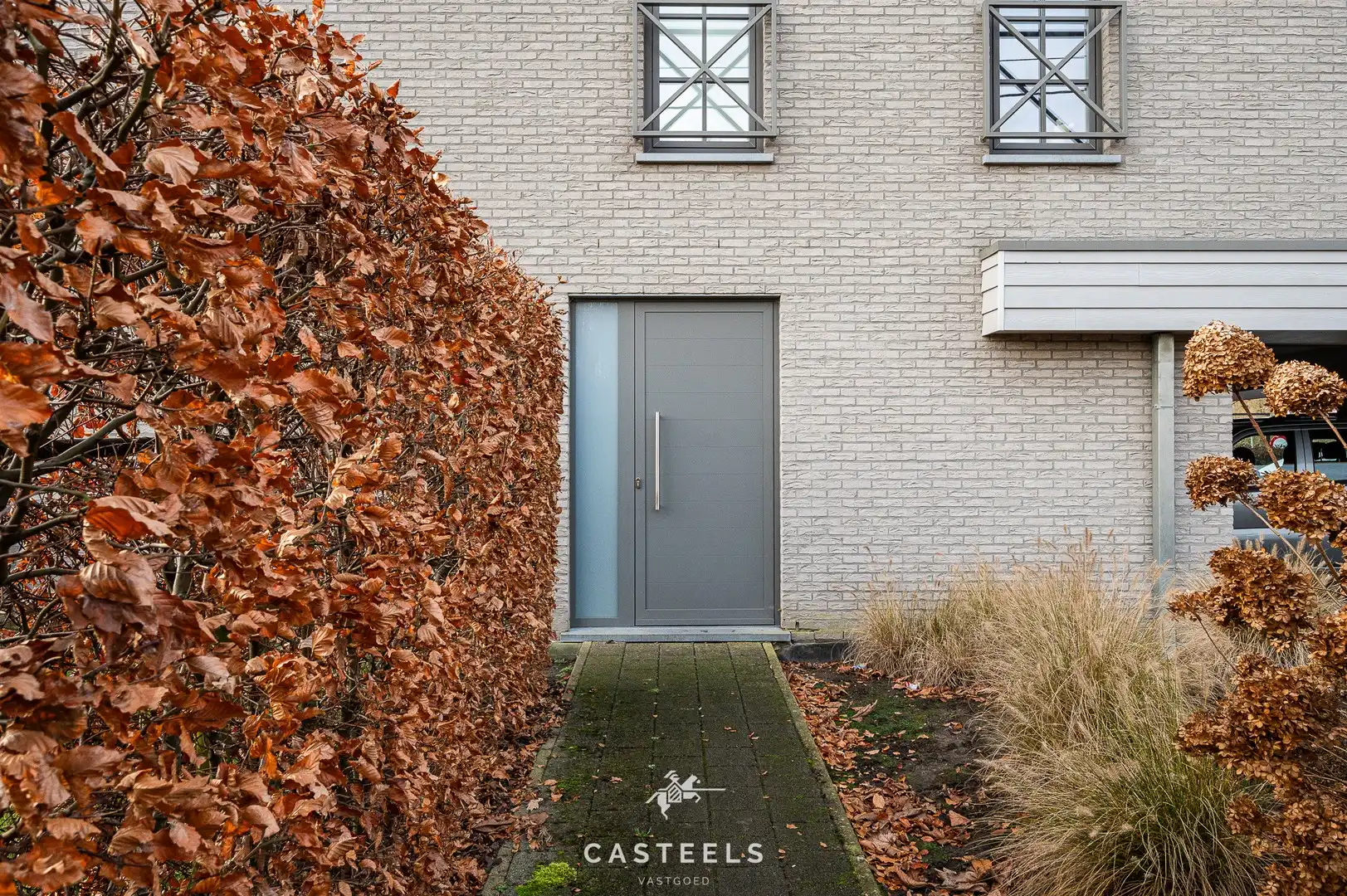 Gelijkvloers appartement met tuin aan het station van De Pinte foto 24