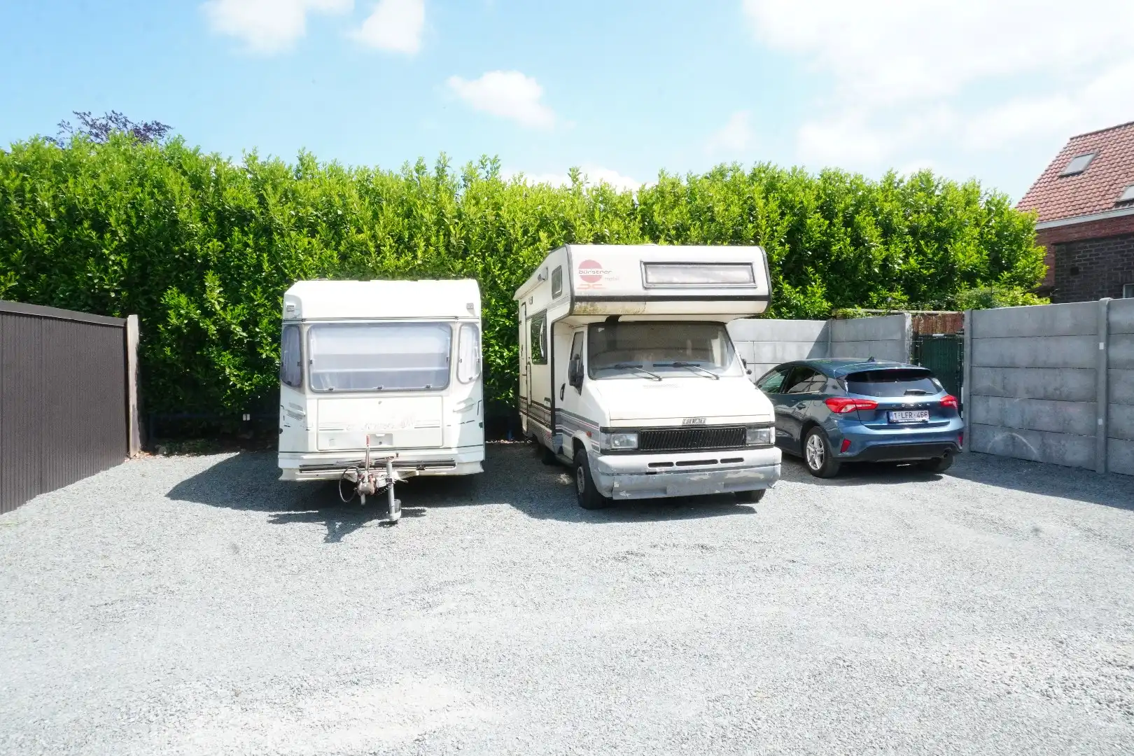 Autostaanplaats Hoekstraat 17-19  - Lokeren (Zeveneken) foto 3