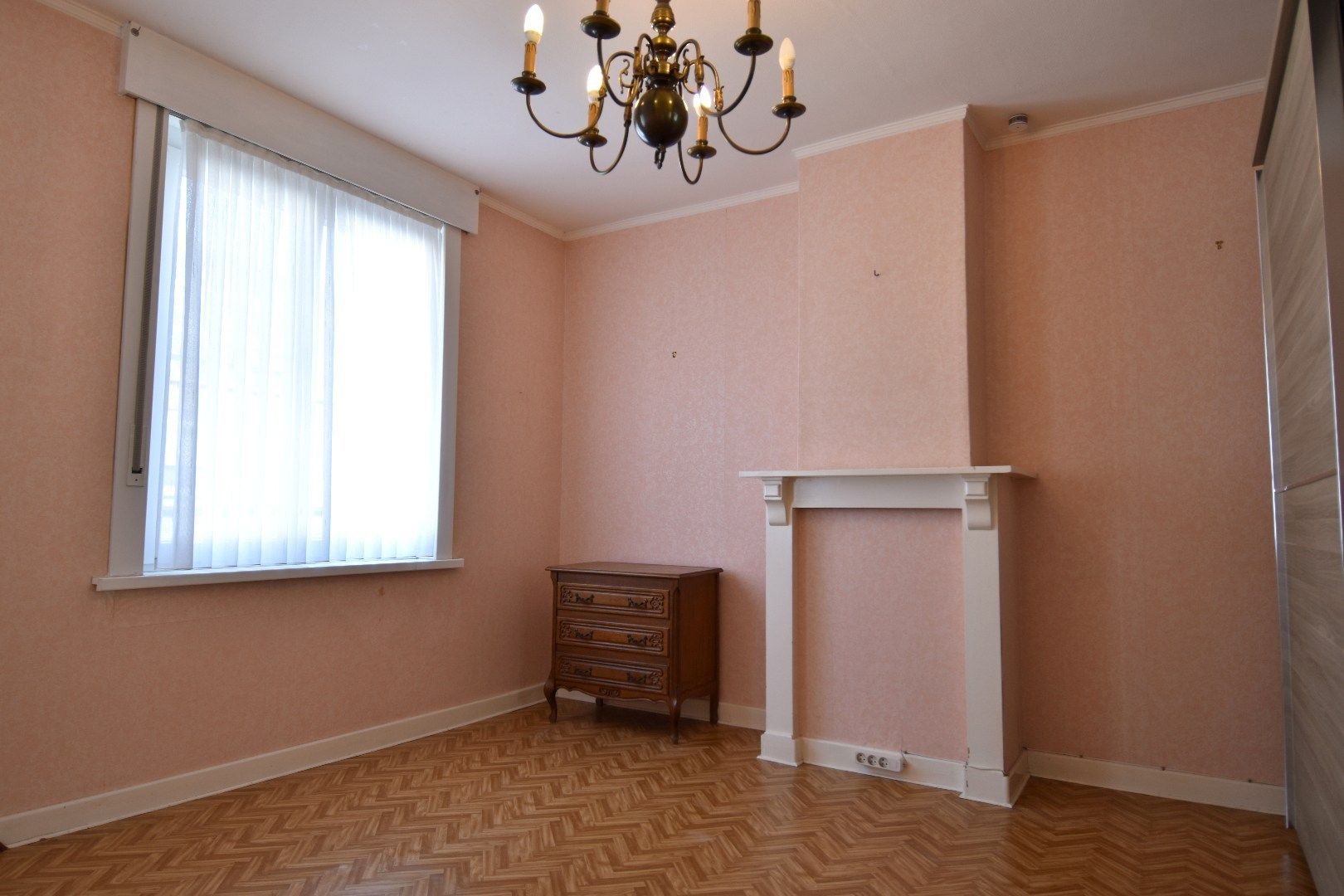 Charmante gezinswoning met 4 slaapkamers, tuin én garage te Bissegem foto 9