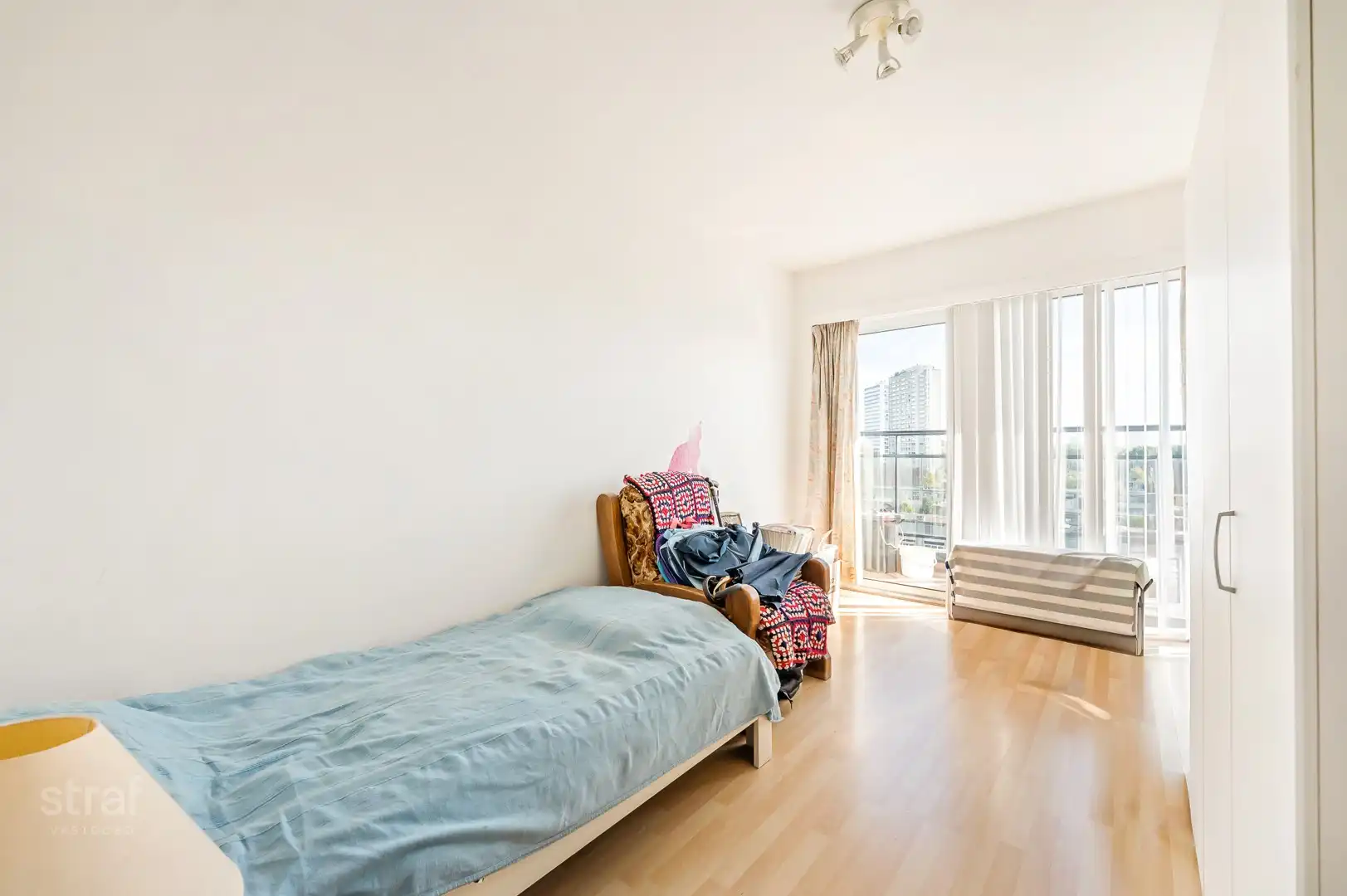 Ruim appartement met prachtig uitzicht en dubbele garagebox foto 10