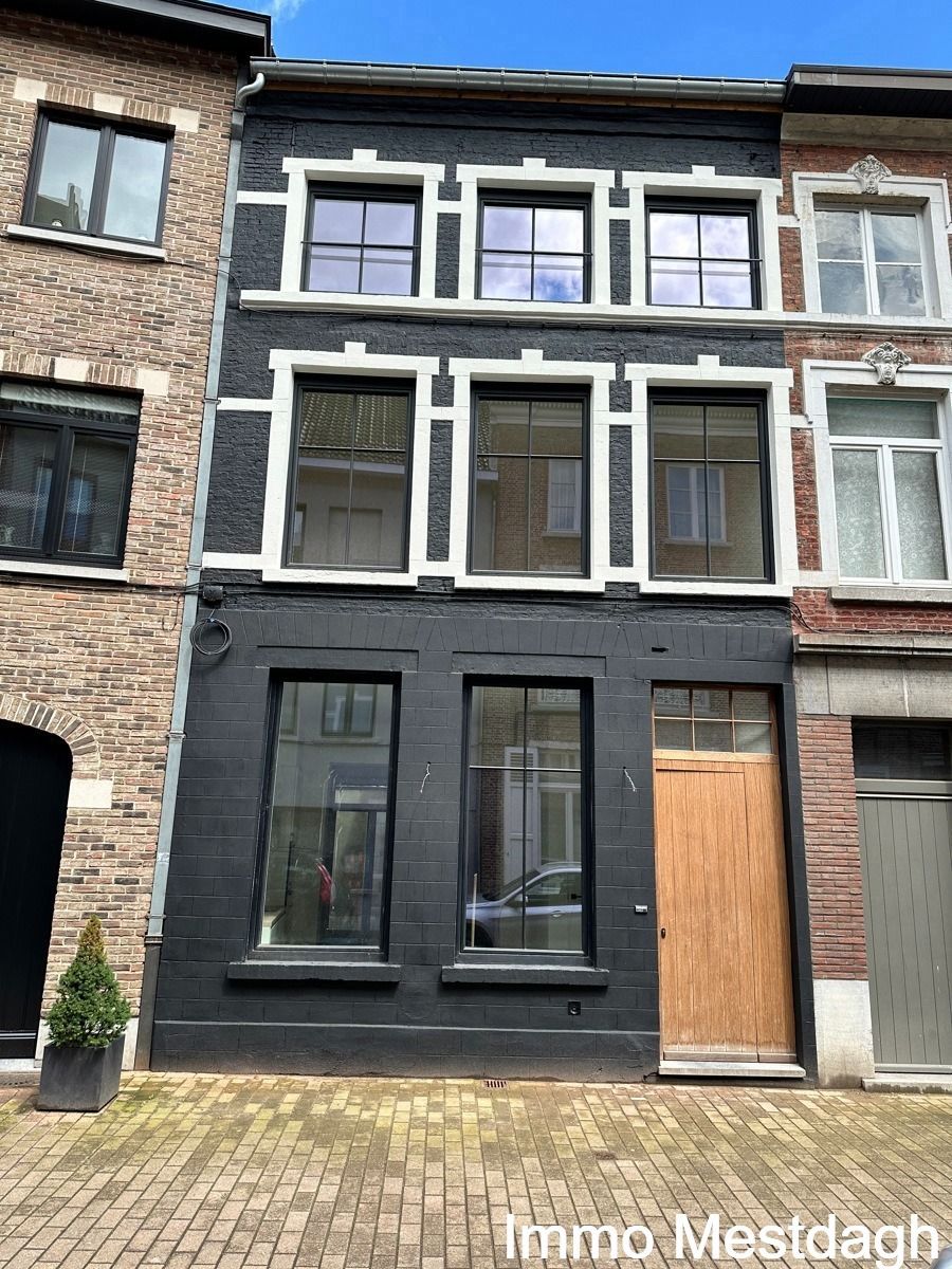 ()=>{if(producerUpdateValueVersion(node),producerAccessed(node),node.value===ERRORED)throw node.error;return node.value} Guido Gezellestraat 16 - 3290 Diest