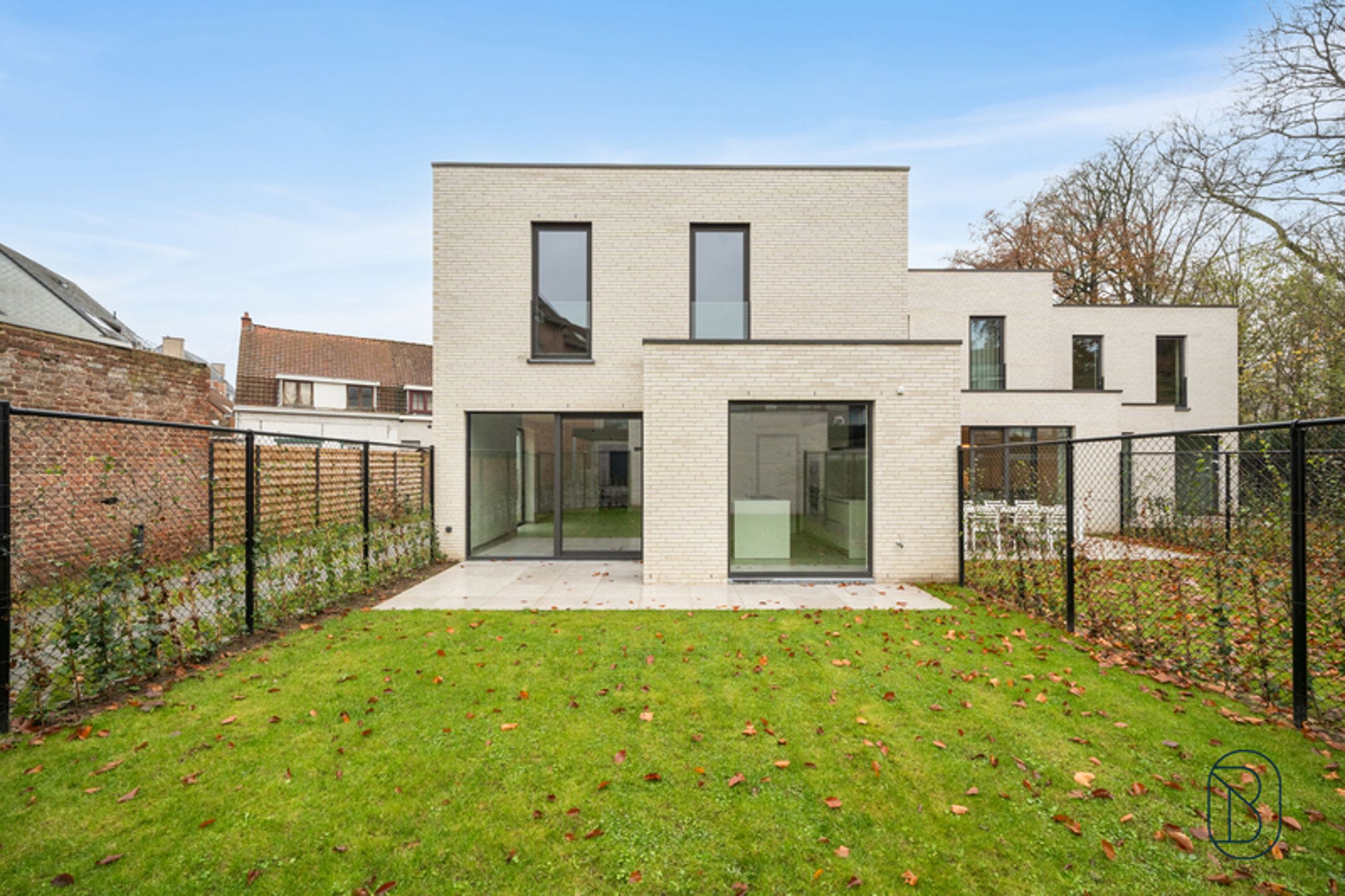 Kwalitatief afgewerkte nieuwbouw met 3 slk, E-peil 0.  foto 13