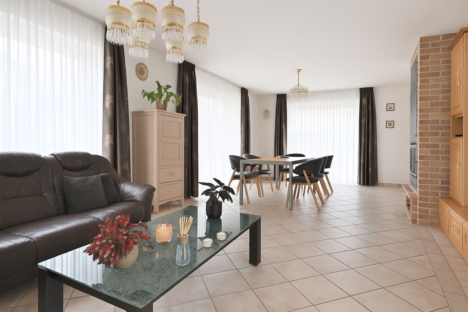 Halfvrijstaande woning met lift en zonnepanelen, zeer mooi gelegen aan de bosrand van Lanaken foto 6