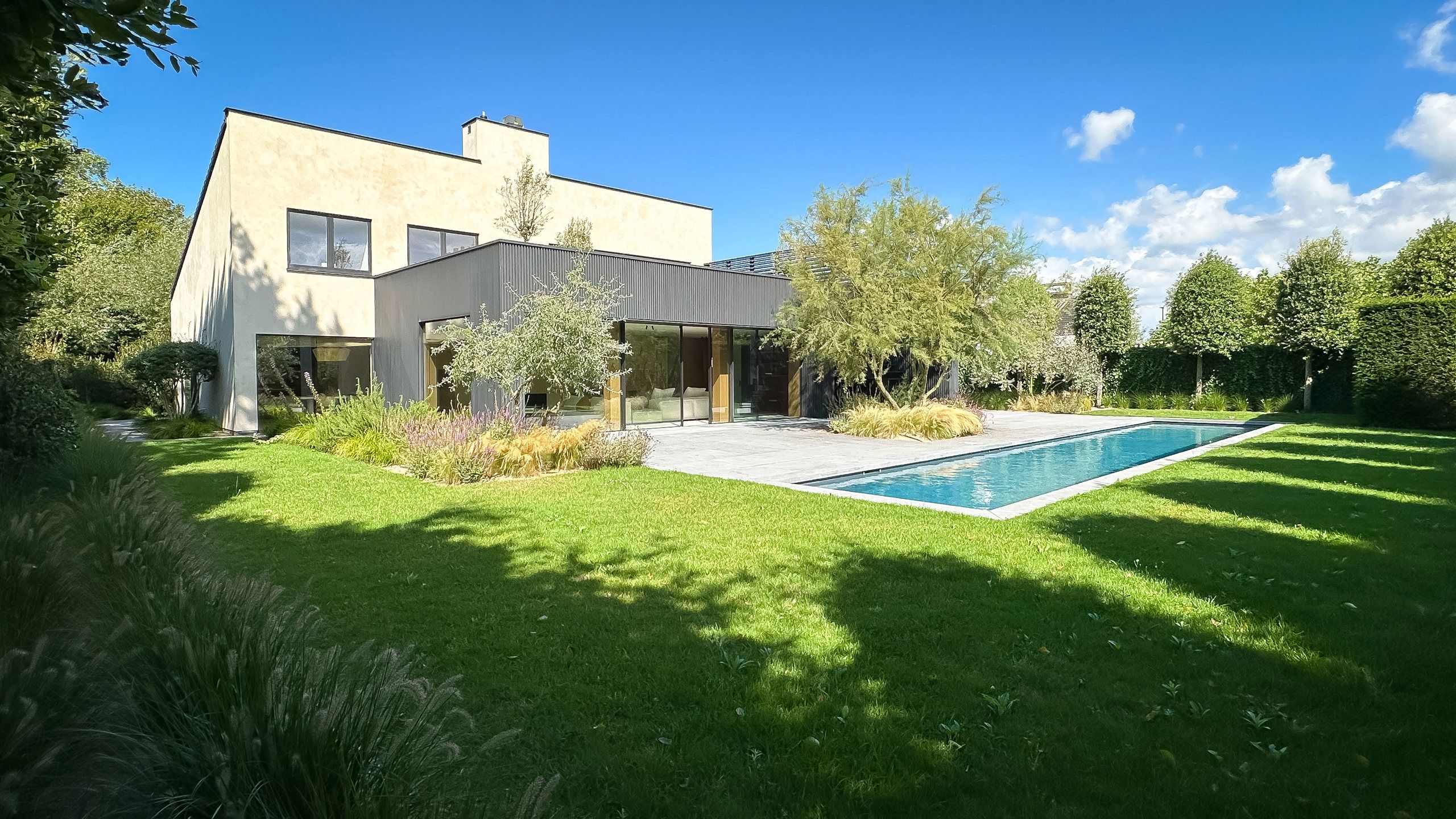 Sfeervol ingerichte, vrijstaande villa met zwembad / Zoute foto 21