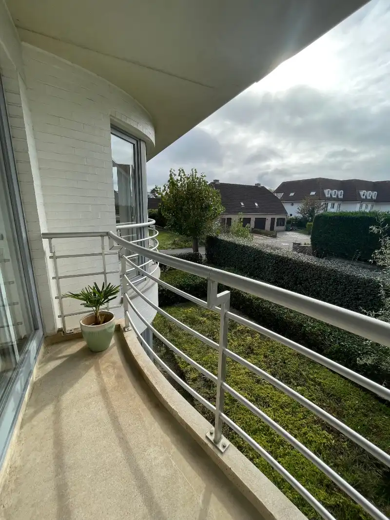 Ruim en rustig  gelegen villa-appartement met 2 slaapkamers en 3 terrassen - een unieke kans! foto 15