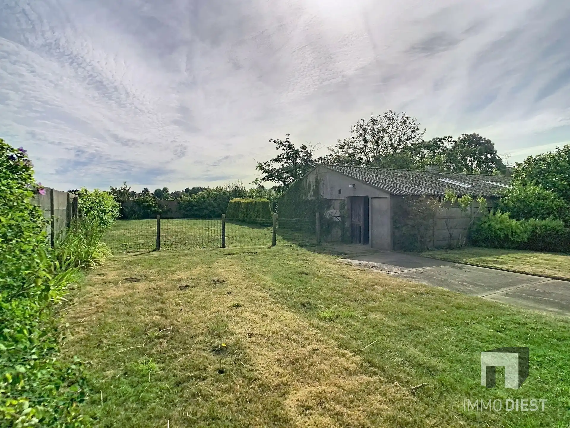 Landelijke gezinswoning met stal en mooie mogelijkheden op rustige locatie foto 28