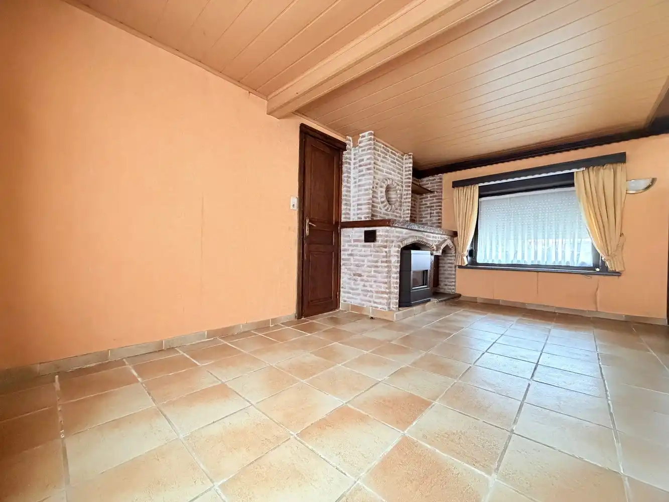 Lichtrijke woning met 2 slaapkamers en zonnige tuin foto 3