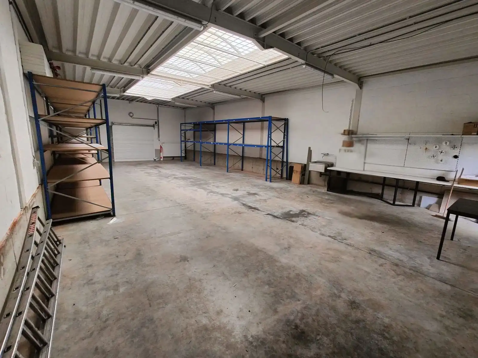 Titel: Commercieel gelijkvloers op toplocatie in het hart van Beveren foto 12