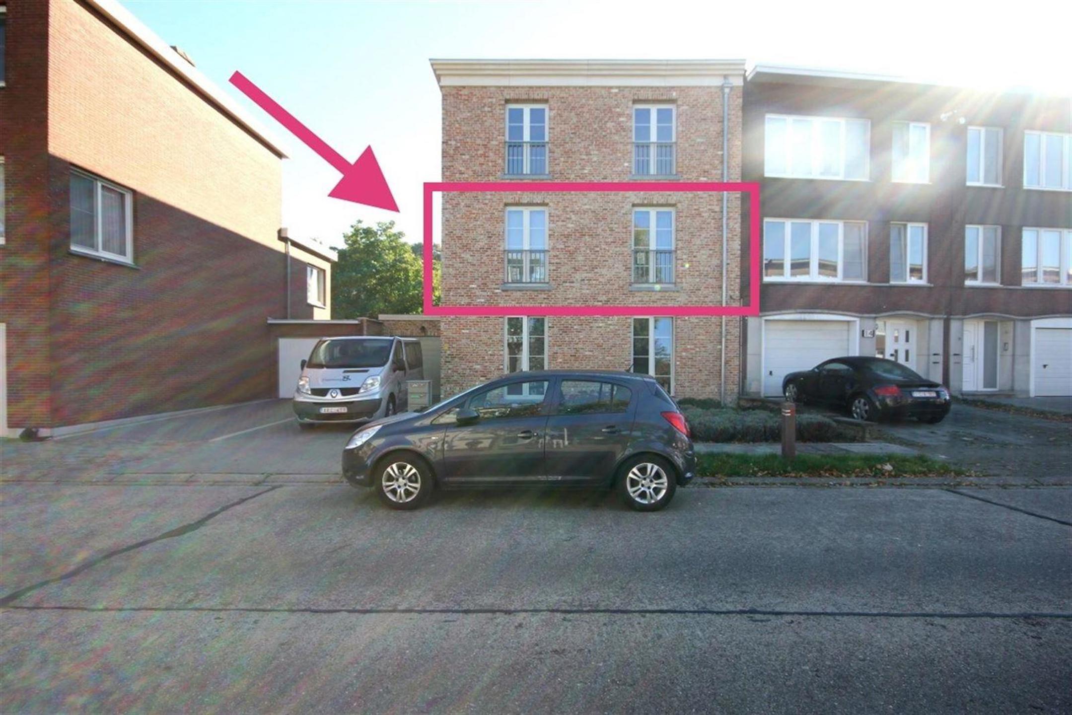 Rustig gelegen appartement met mooi terras foto 3