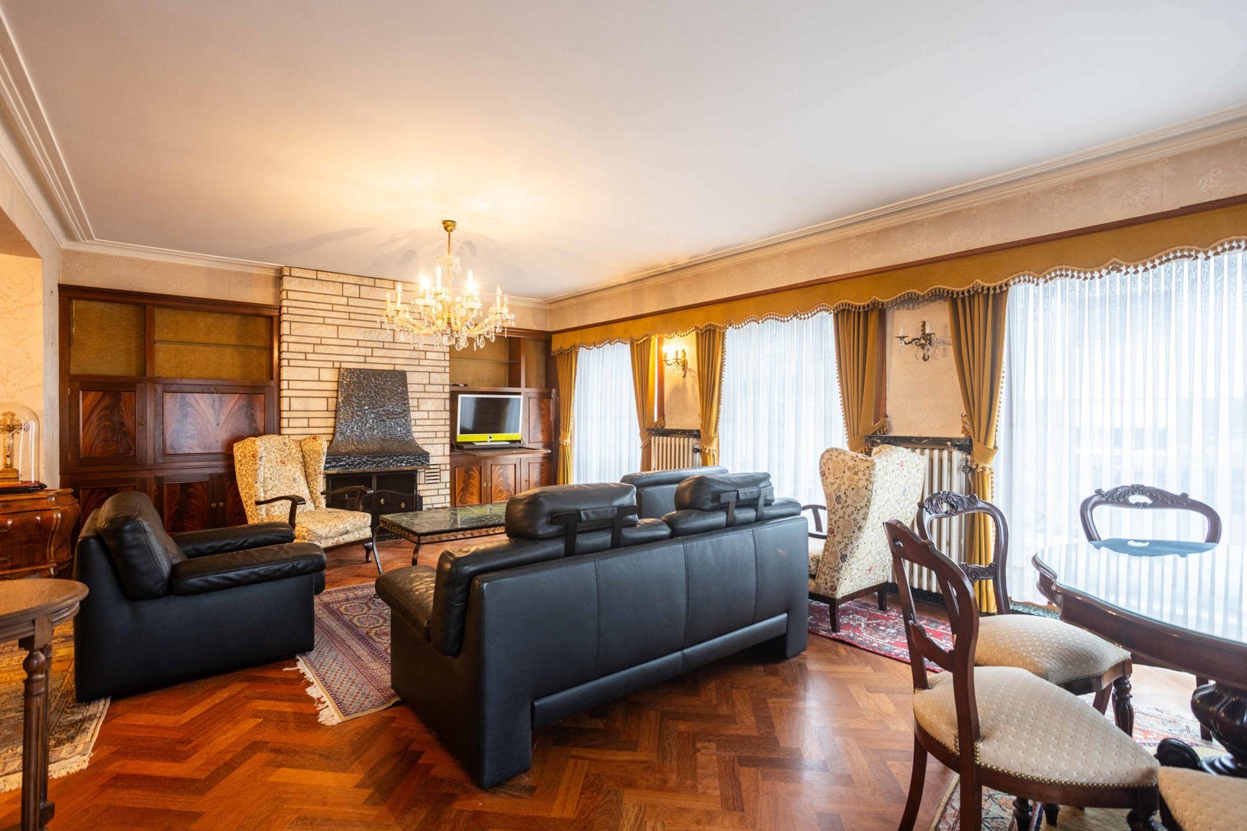 Ruime woning op toplcatie te Aalst!  foto 5