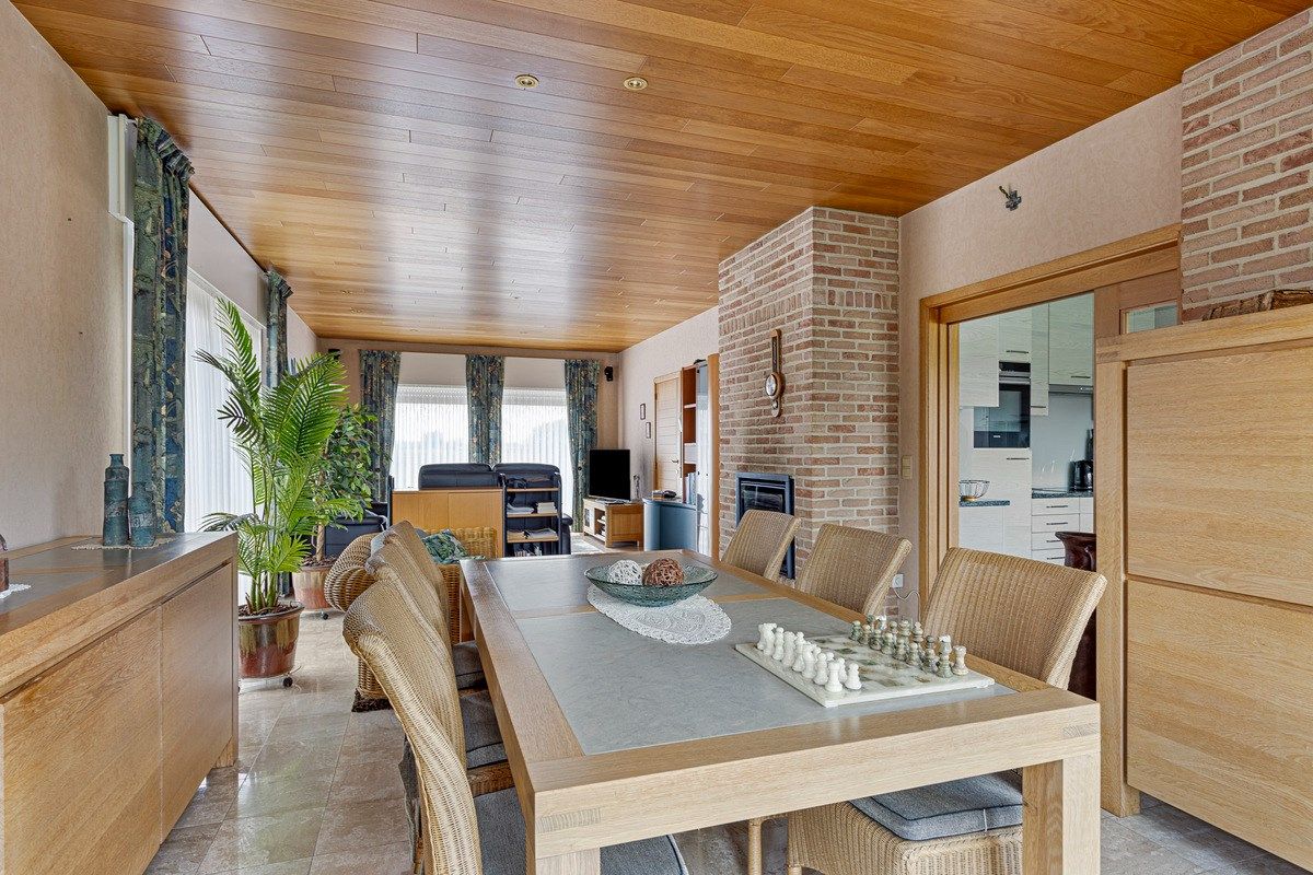 Ruime woning met prachtige tuin.  foto 10