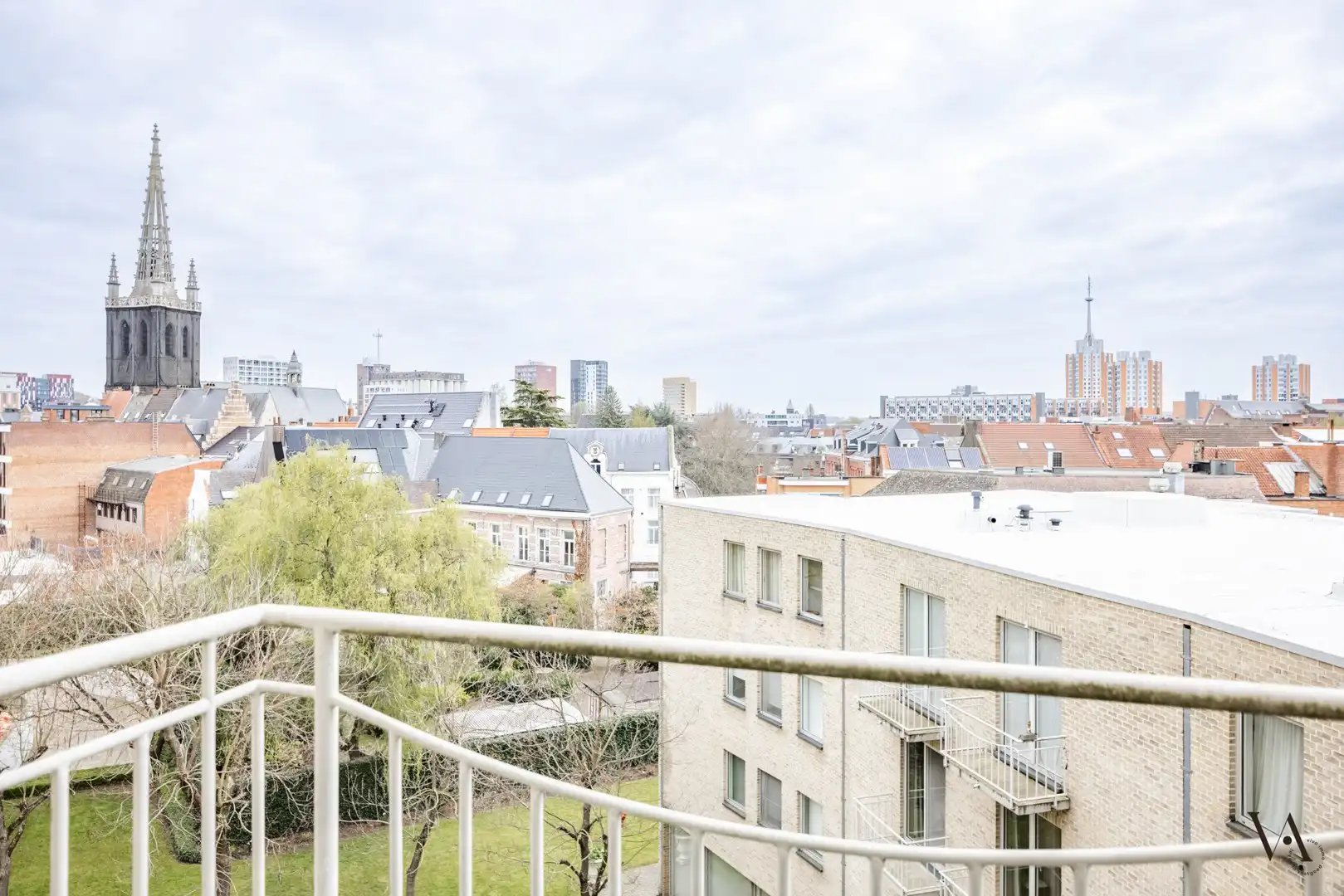 Prachtig en ruim duplex appartement met terrassen en uniek uitzicht over Leuven foto 12