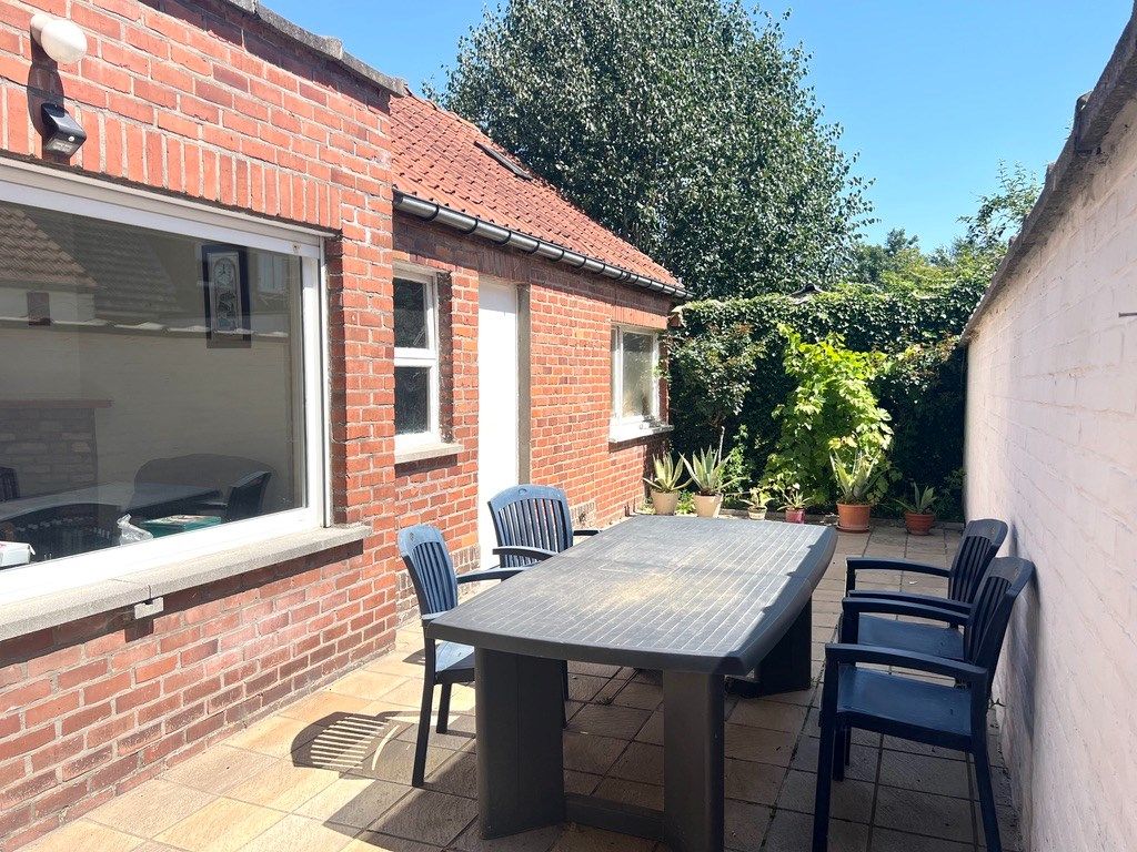 Rijwoning met garage en uitweg te koop te Harelbeke foto 19