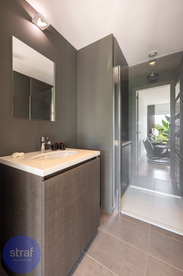Luxueus appartement met 3 slp en 2 badkames met terras en zicht op het Galgenweel foto 13