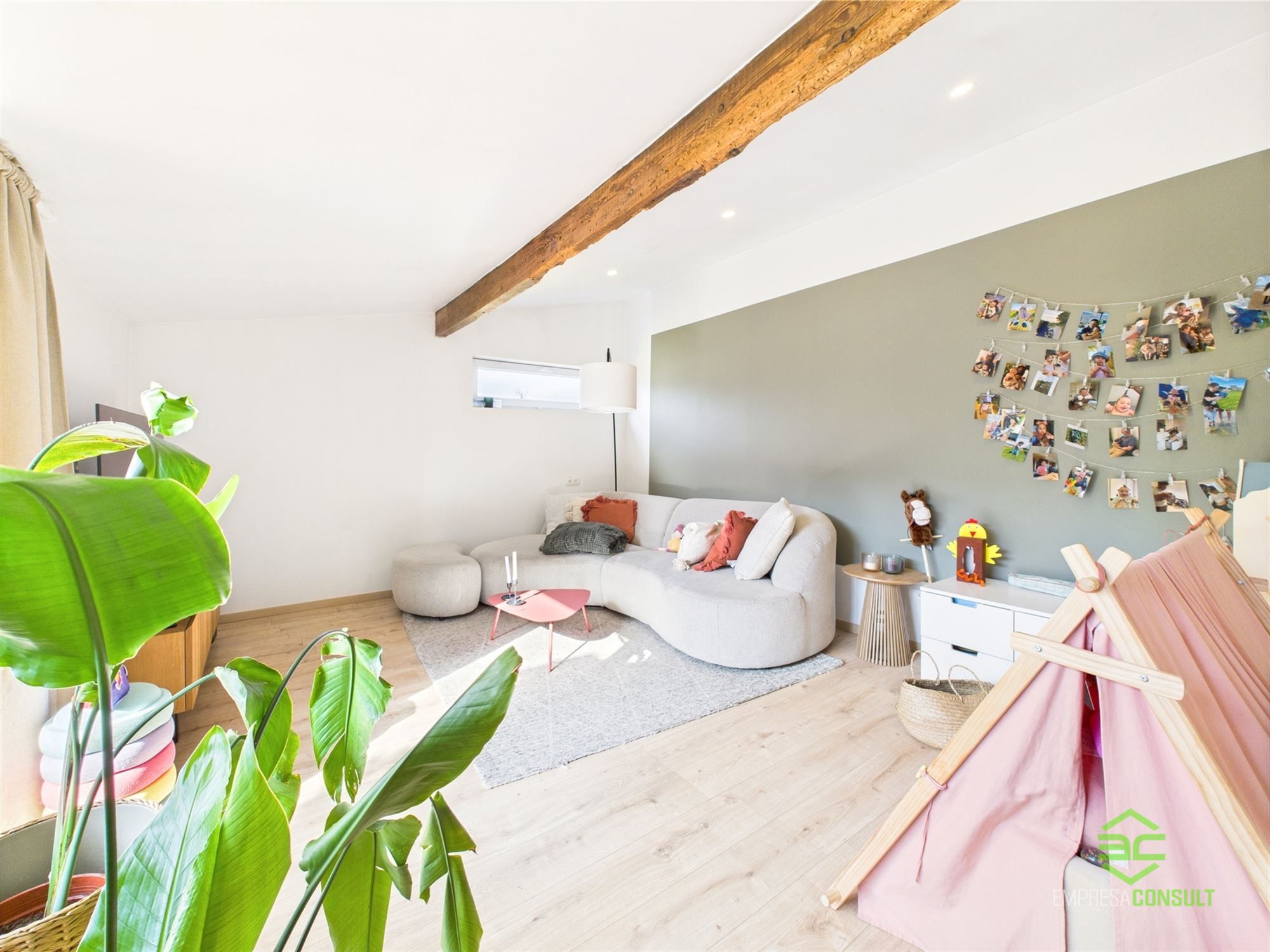 Ruime gezinswoning met achtergelegen studio op 14a 18ca! foto 29