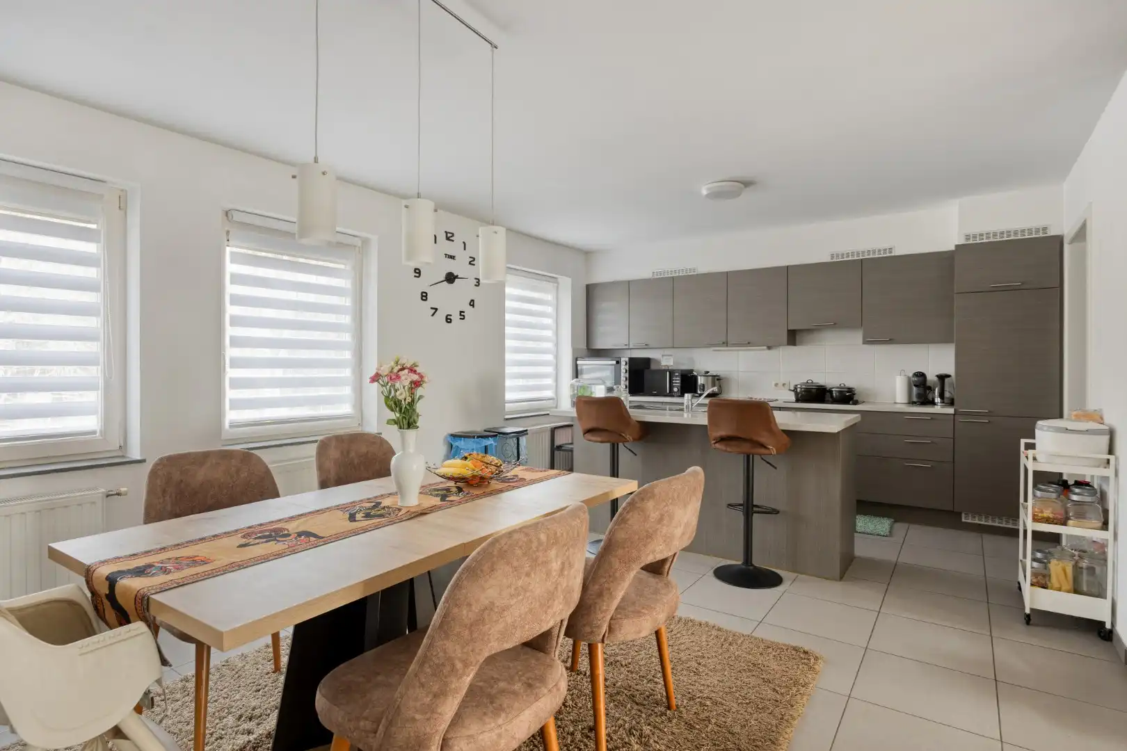 Kleinschalig appartementsgebouw bestaande uit 4 appartementen + 4 carports. foto 17